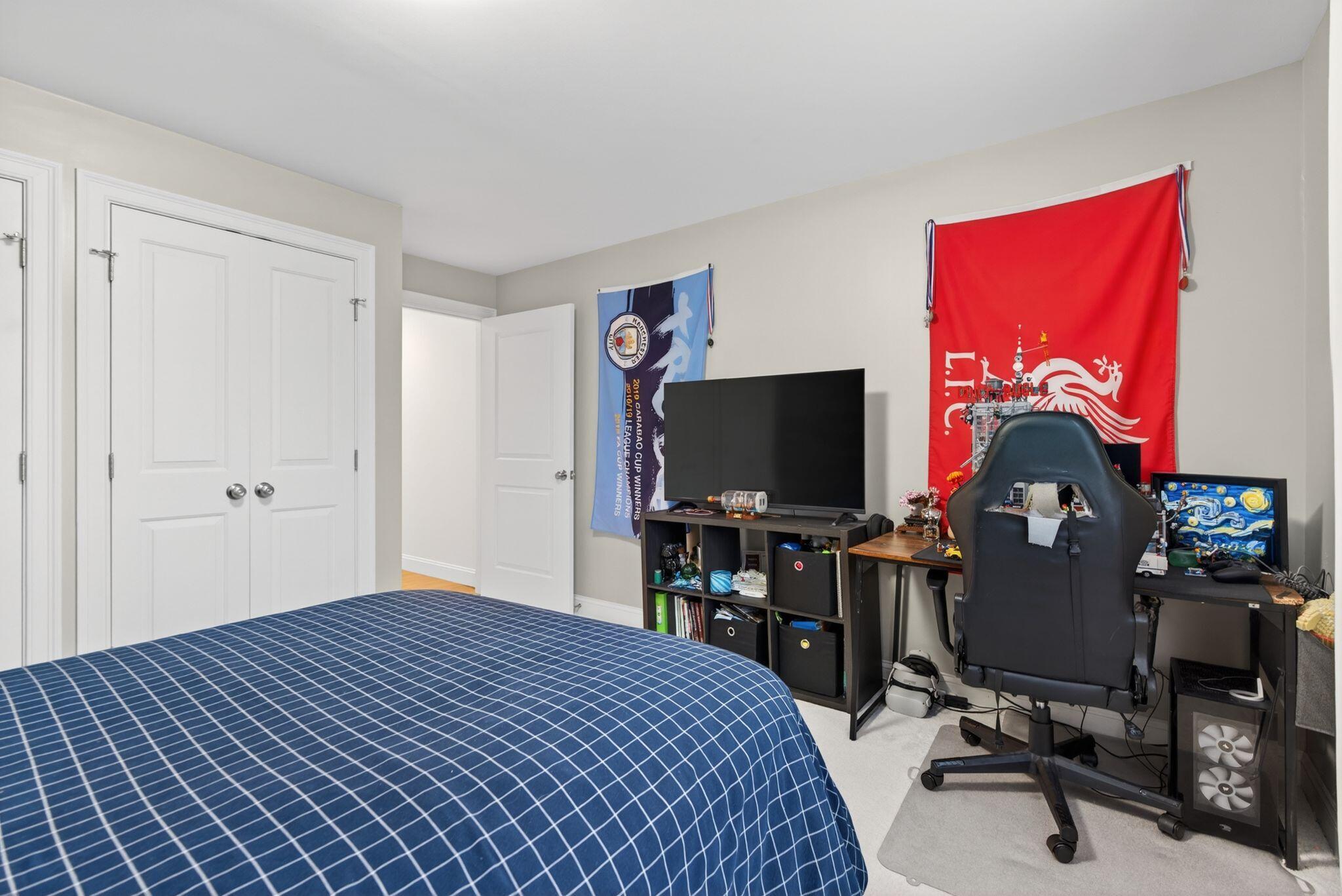 63 Drowne Road