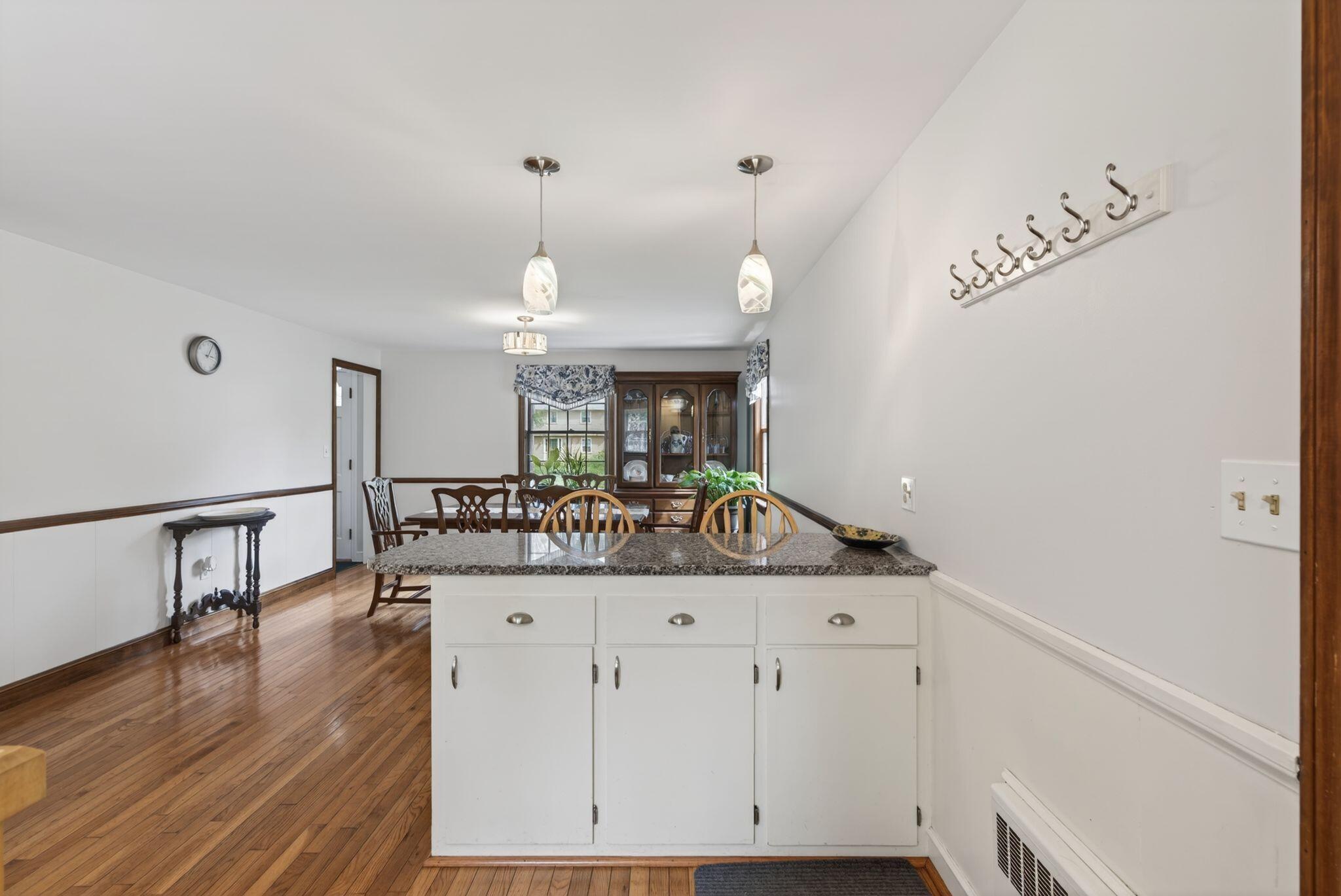 3 Brookside Drive
