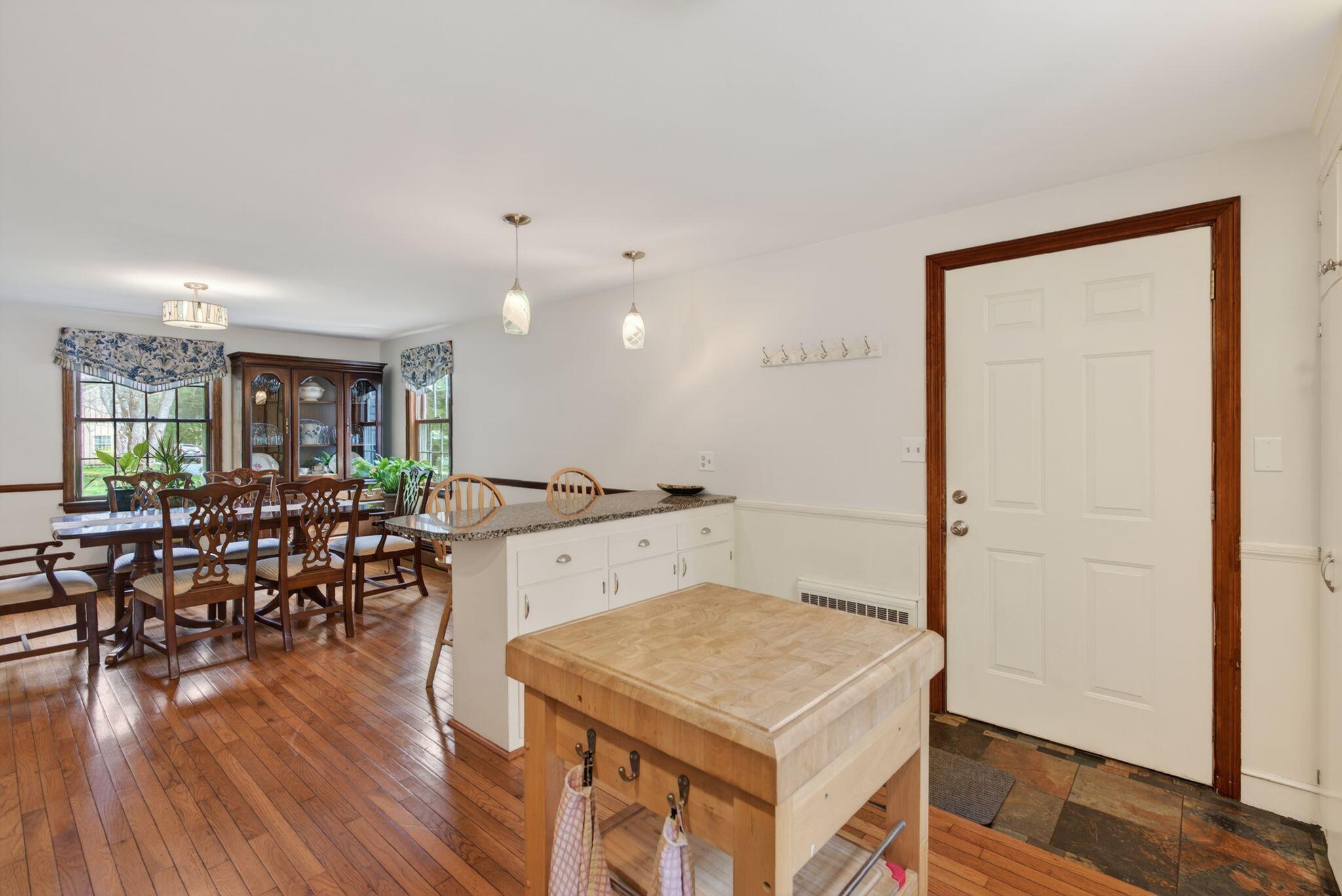 3 Brookside Drive
