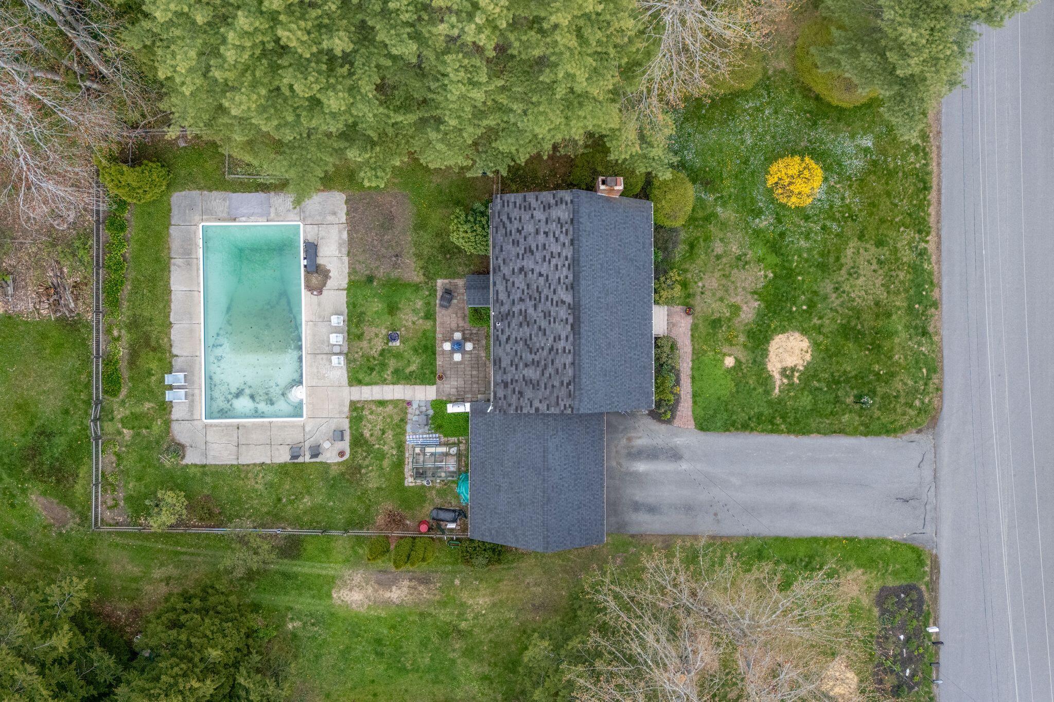 3 Brookside Drive