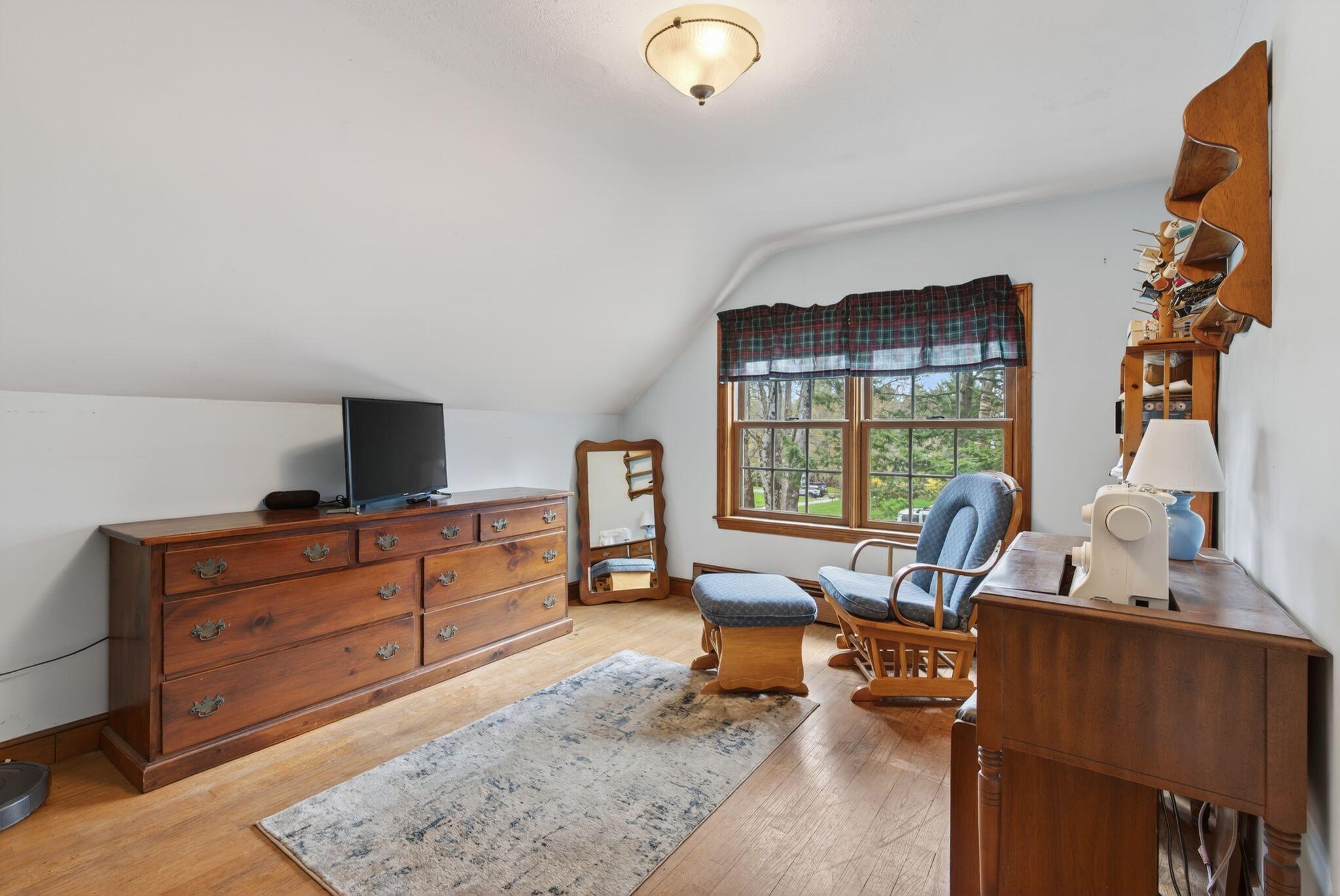 3 Brookside Drive