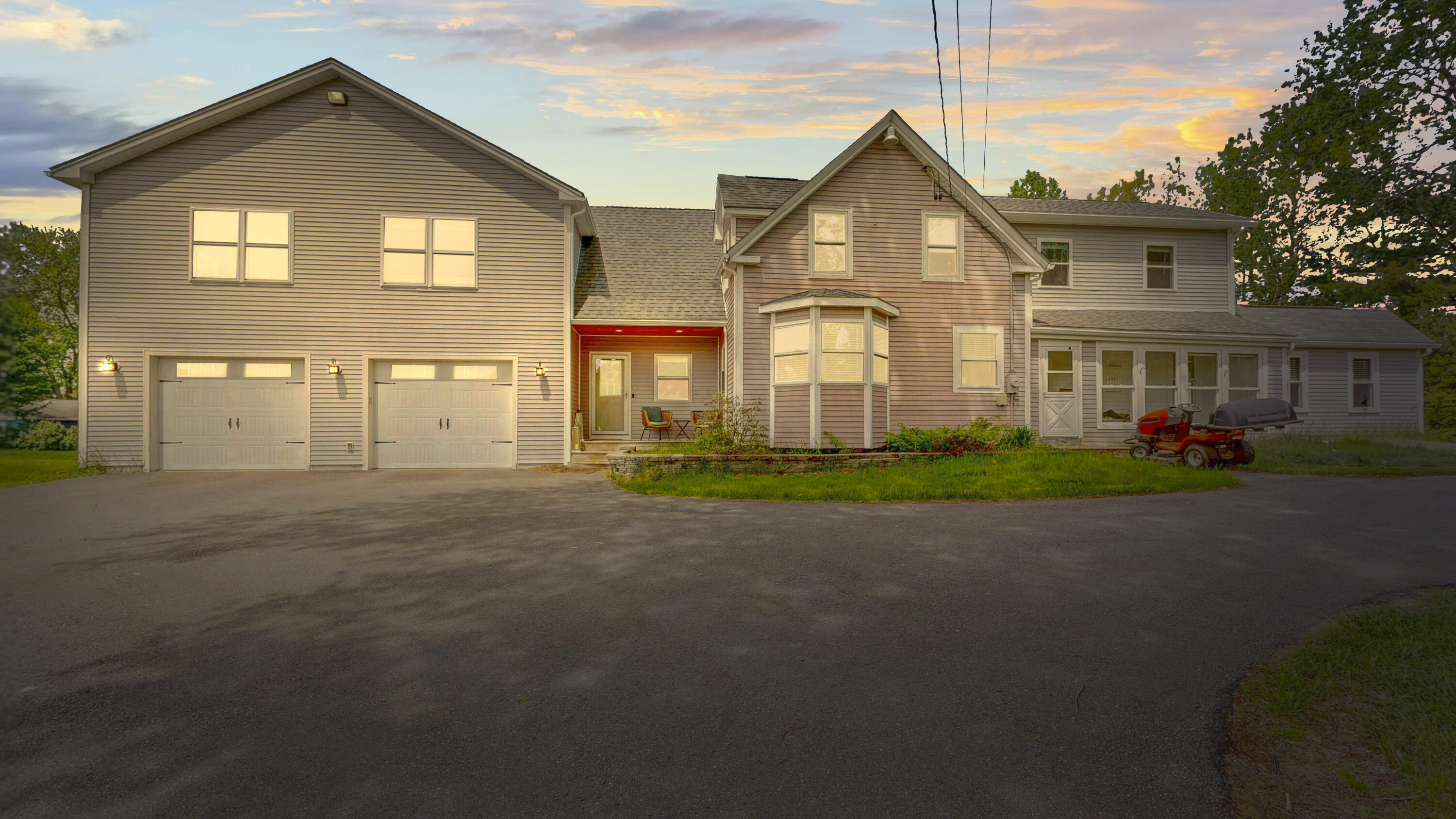 136 Hogan Road