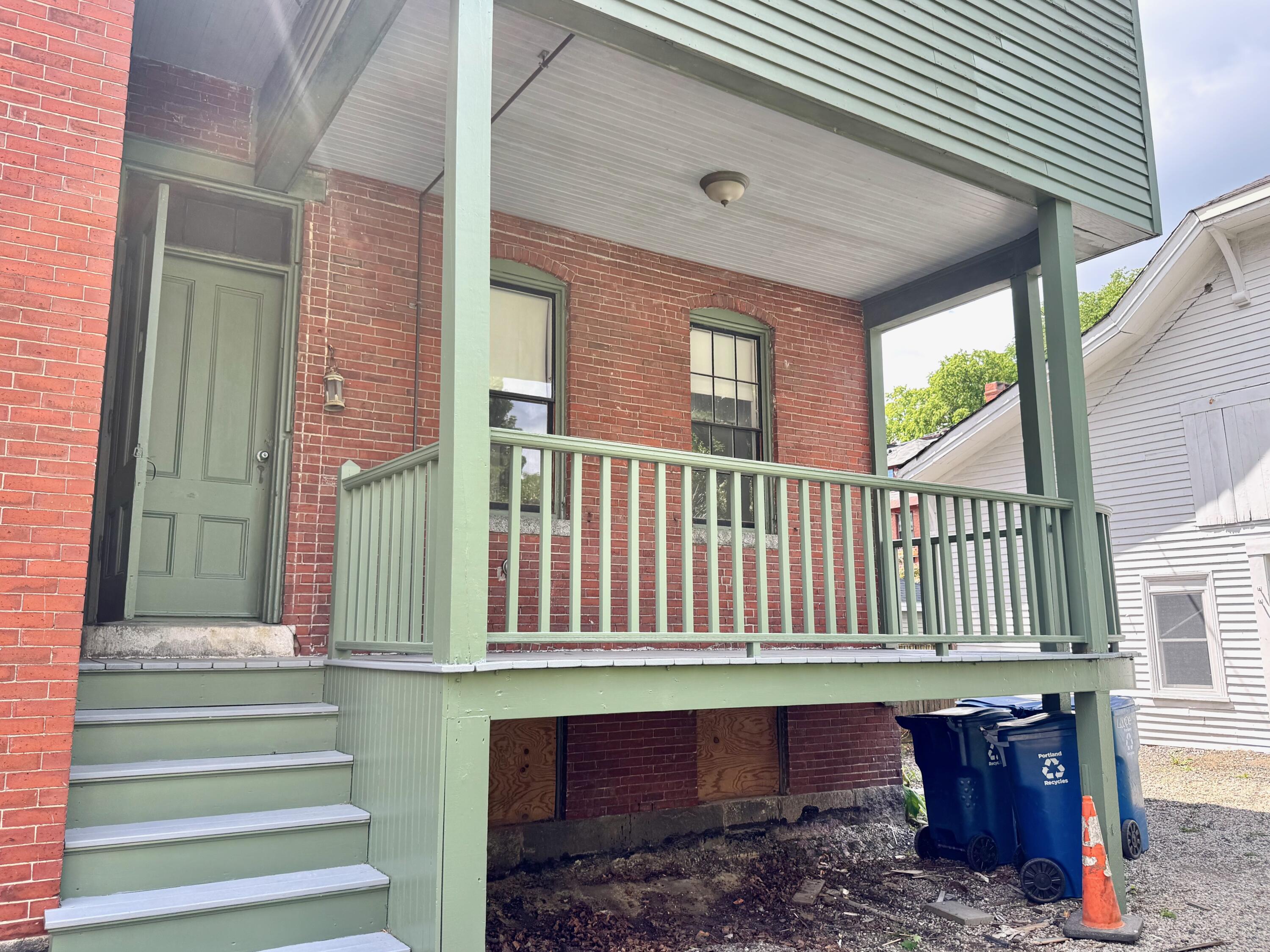 52 Carleton Street