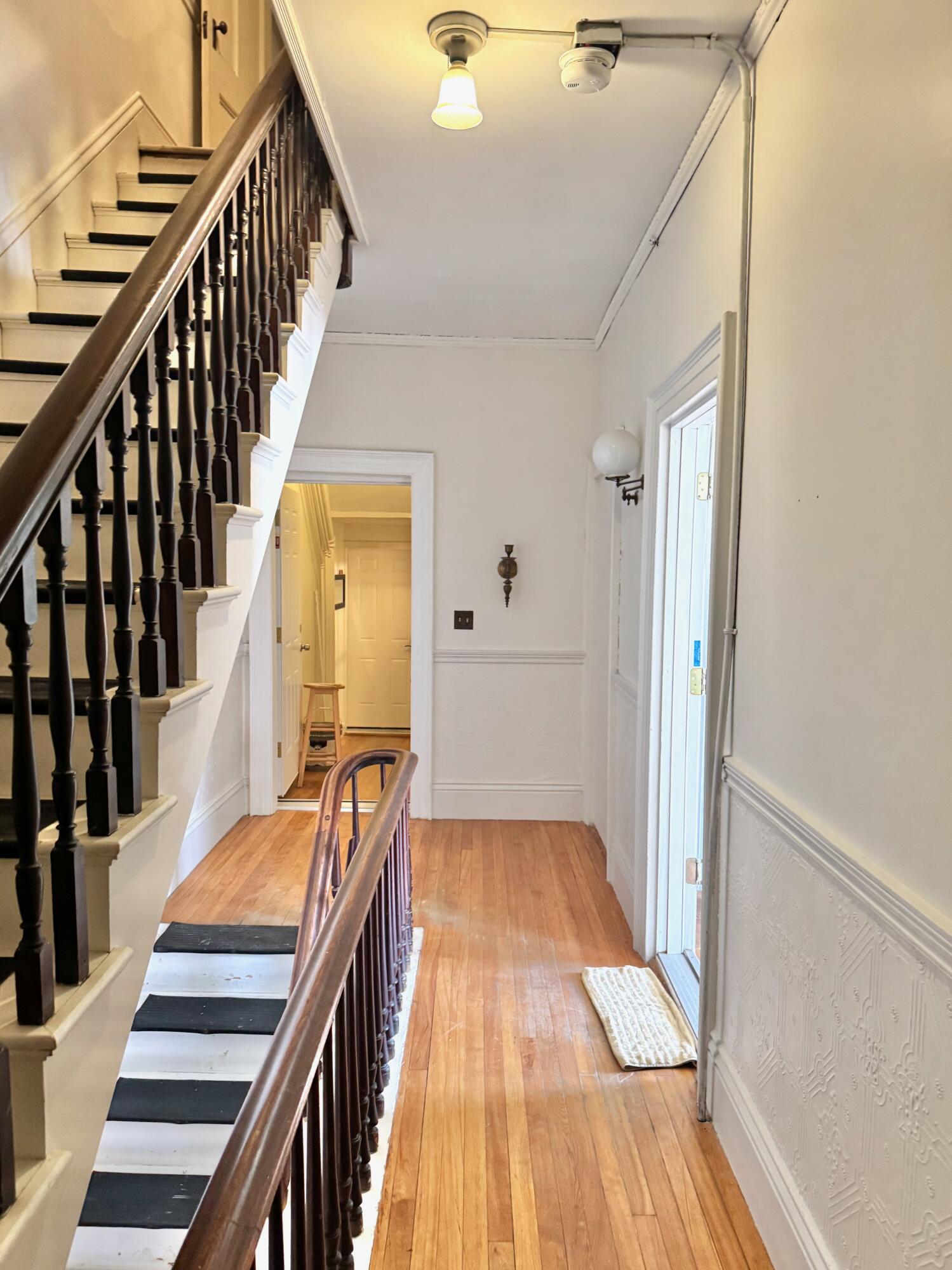 52 Carleton Street