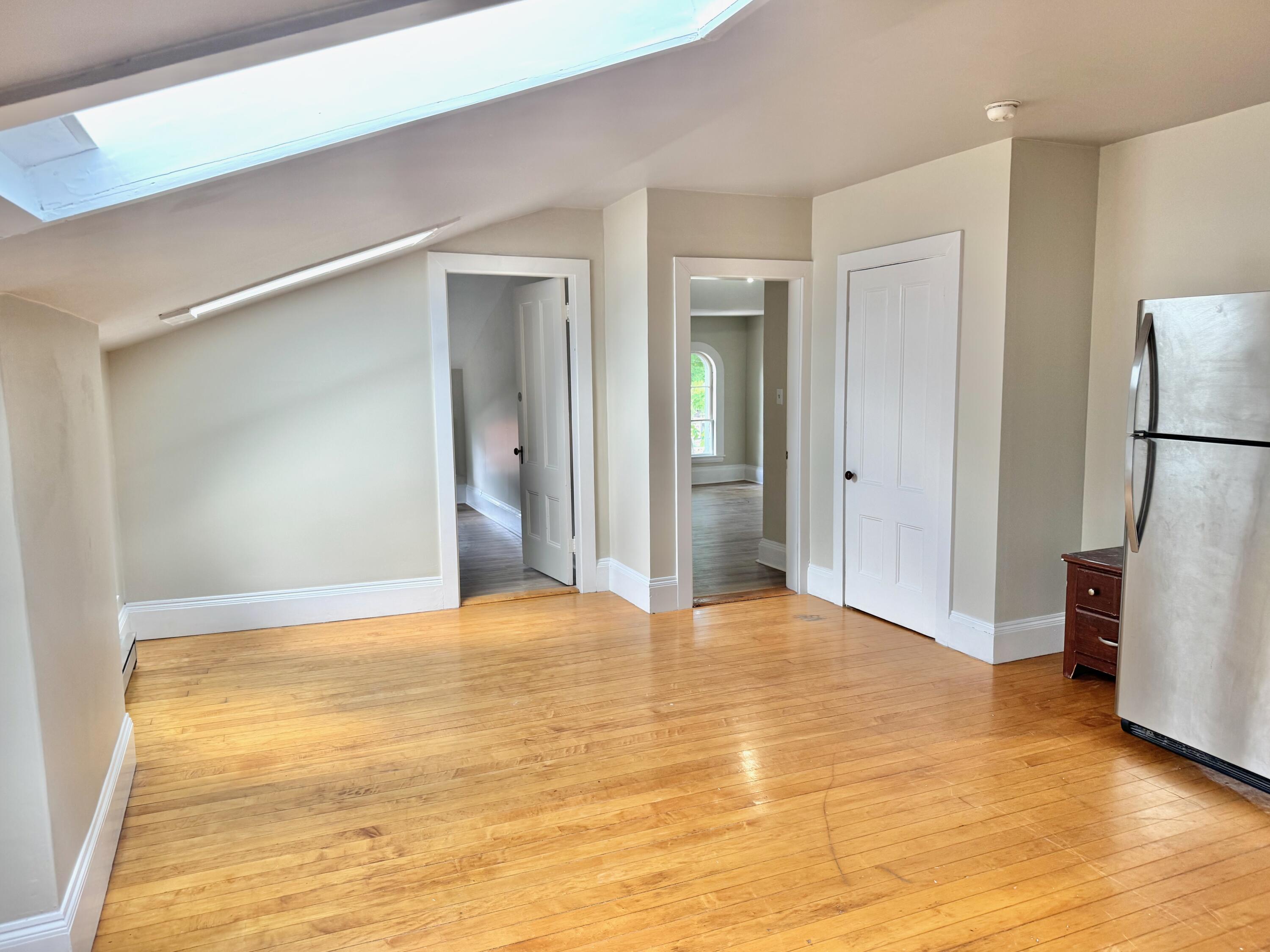 52 Carleton Street