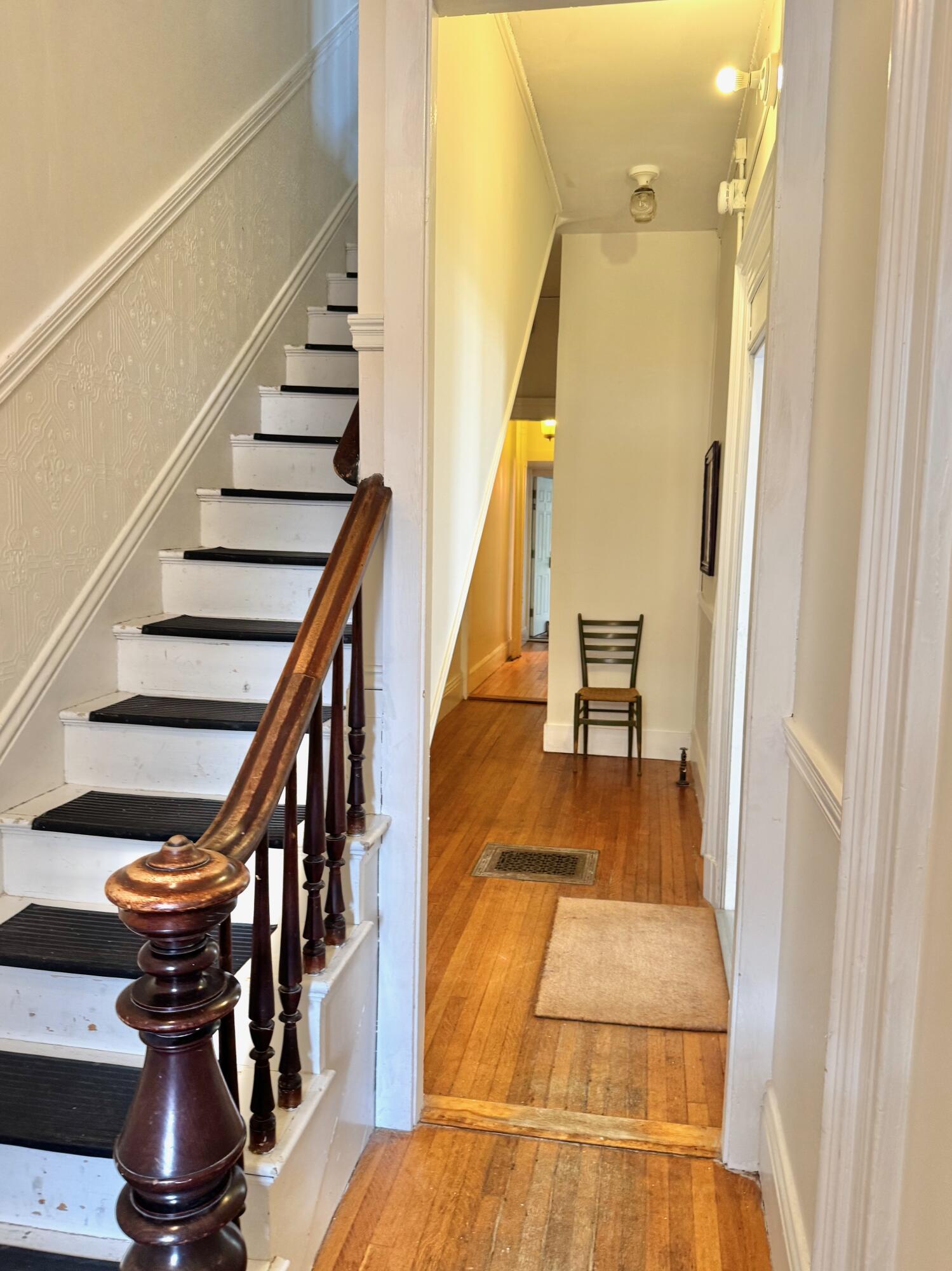 52 Carleton Street