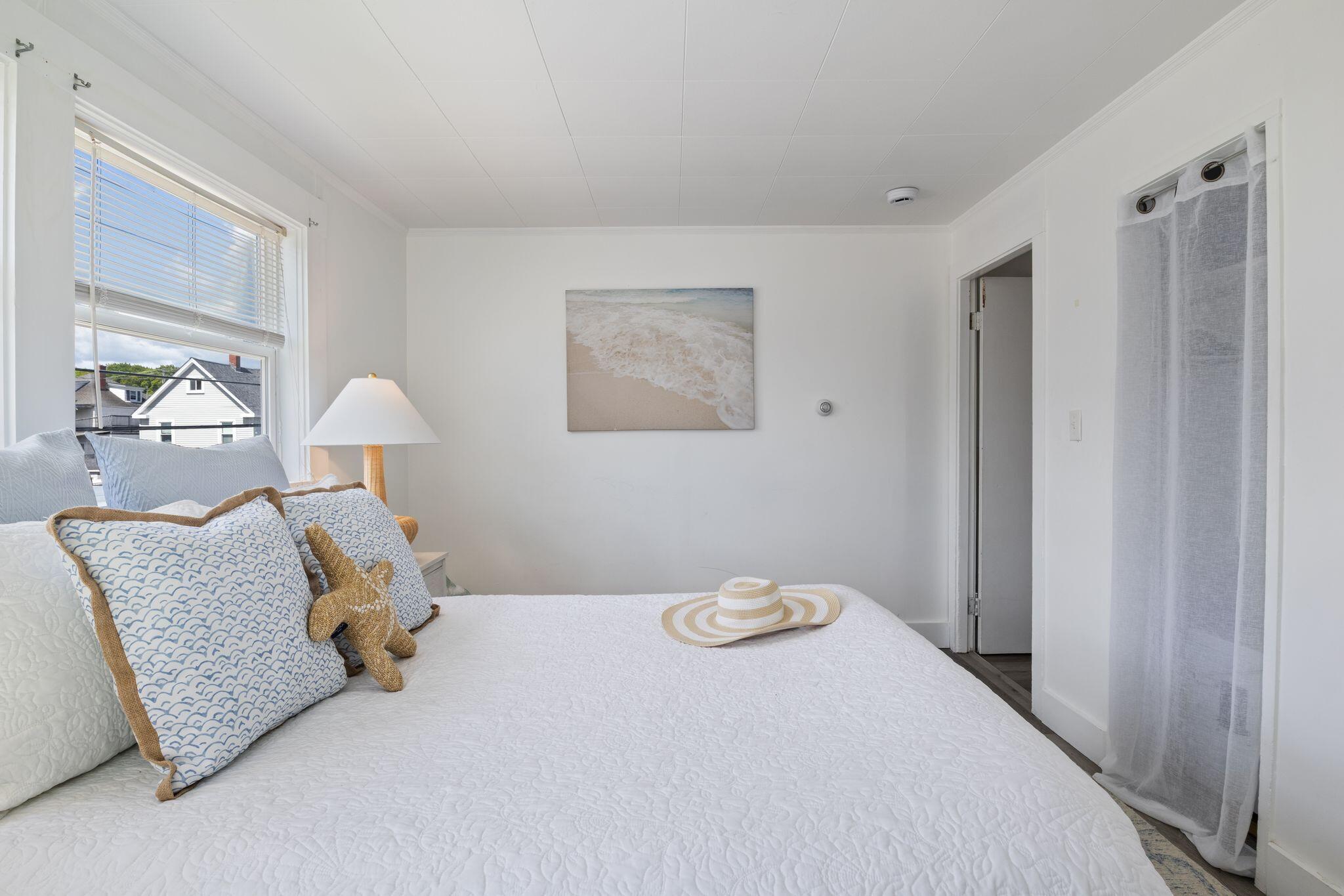 14 Union Avenue A