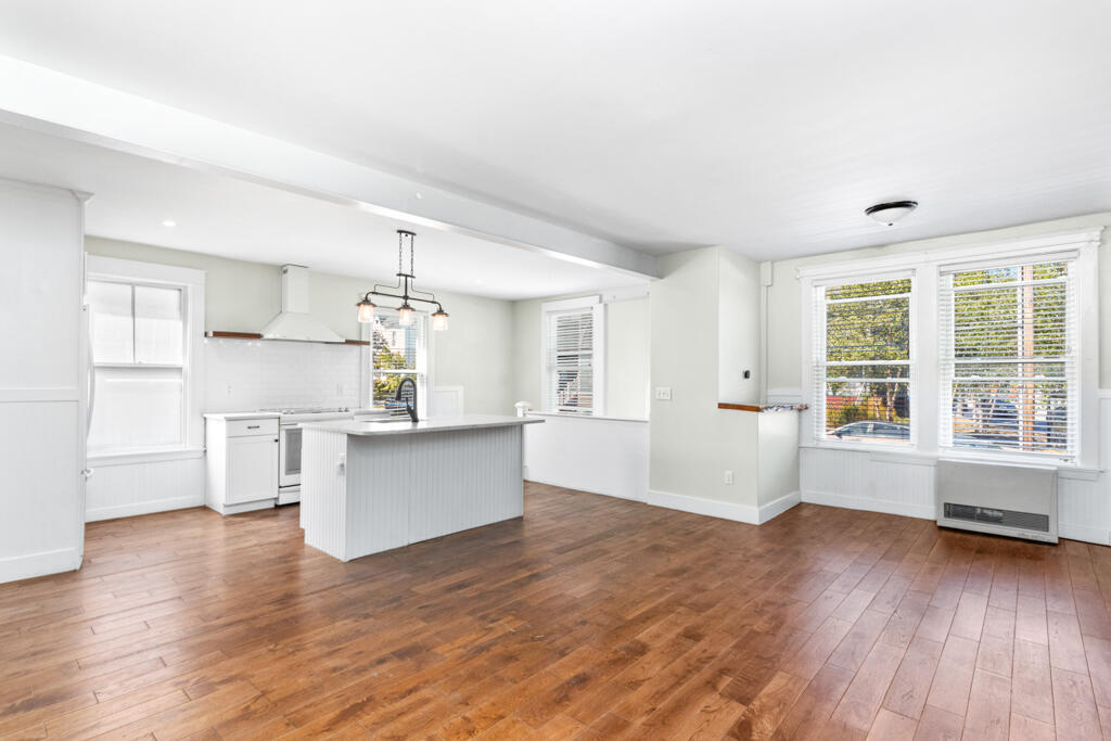 736 Forest Avenue