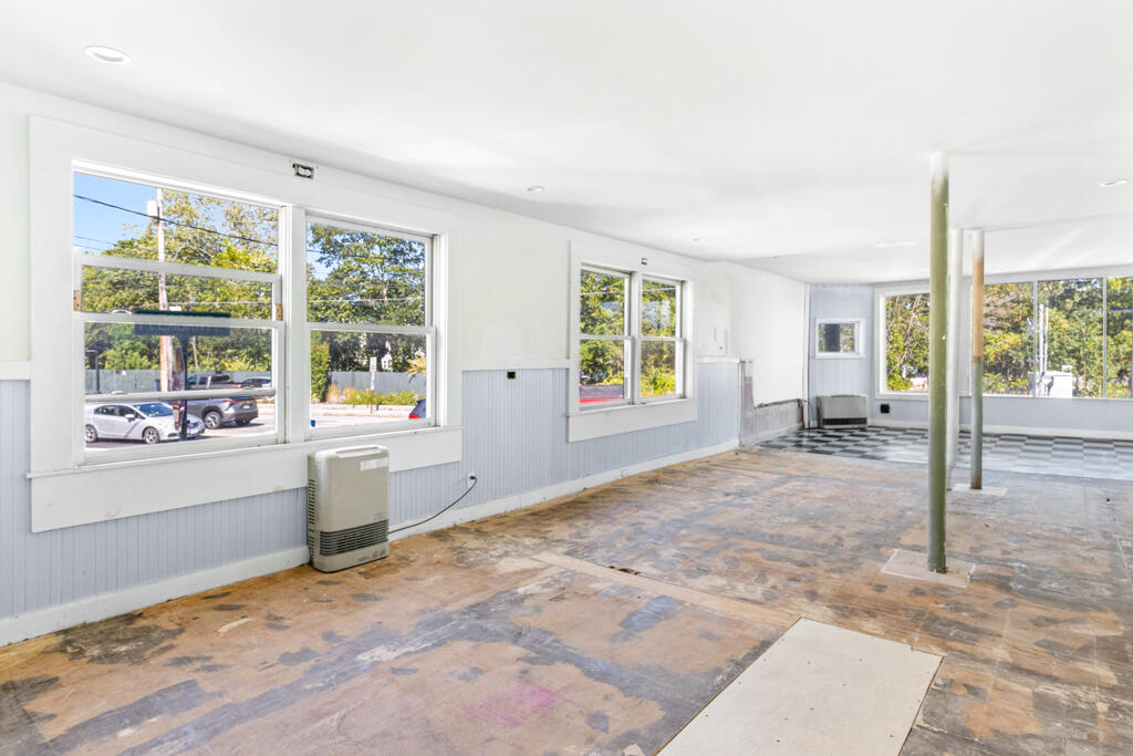 736 Forest Avenue