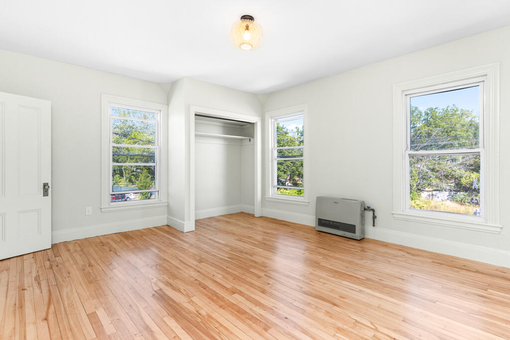 736 Forest Avenue