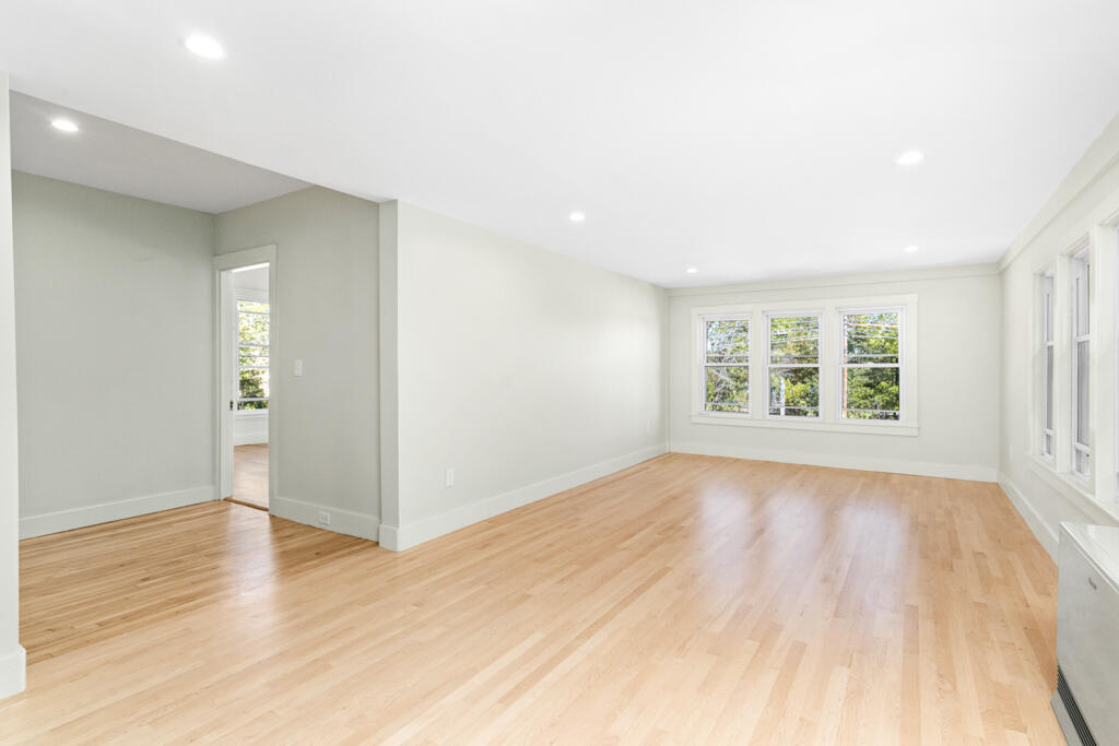 736 Forest Avenue