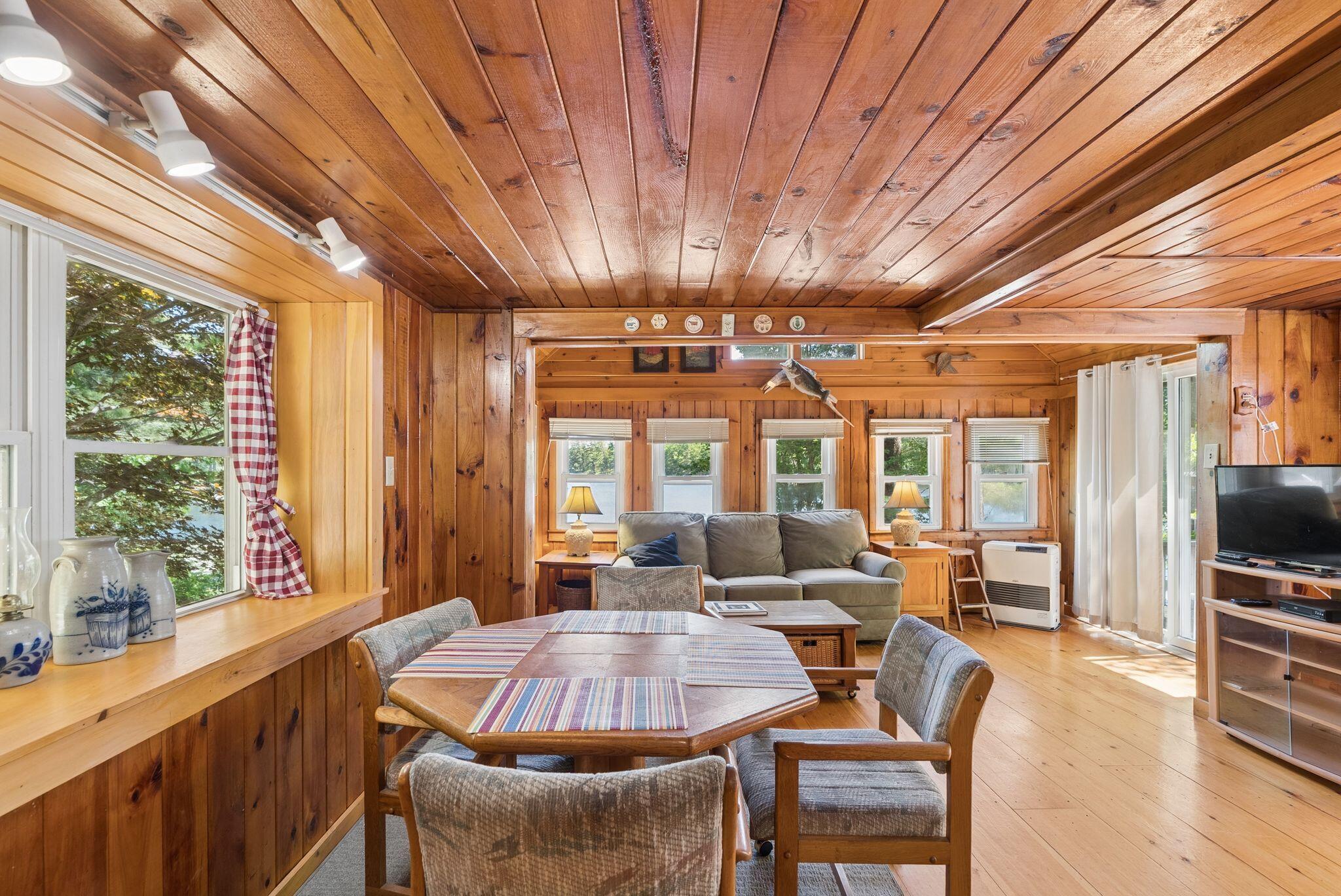 204 Wadleigh Pond Road