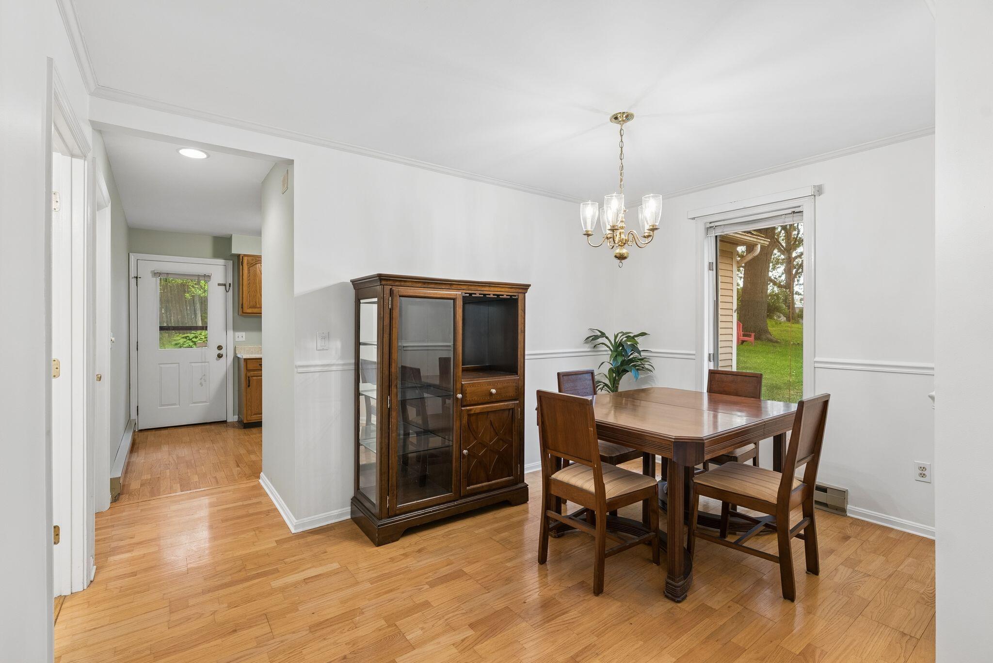 16 Stoneledge Drive 16