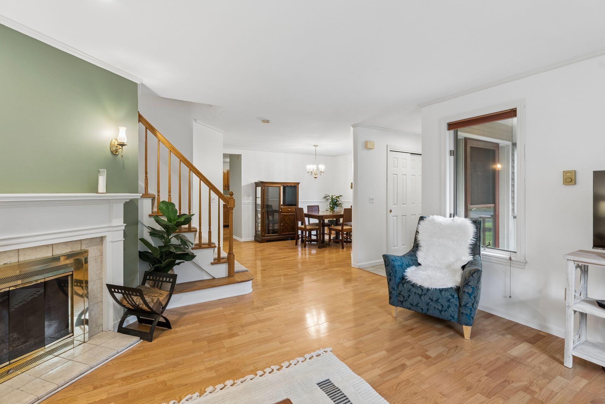 16 Stoneledge Drive 16