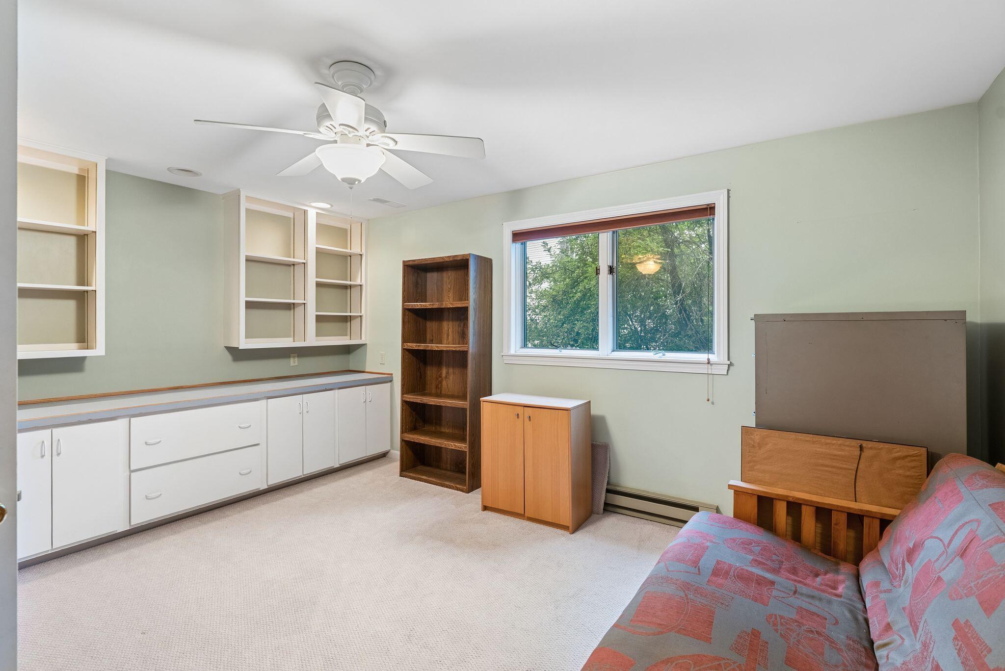 16 Stoneledge Drive 16