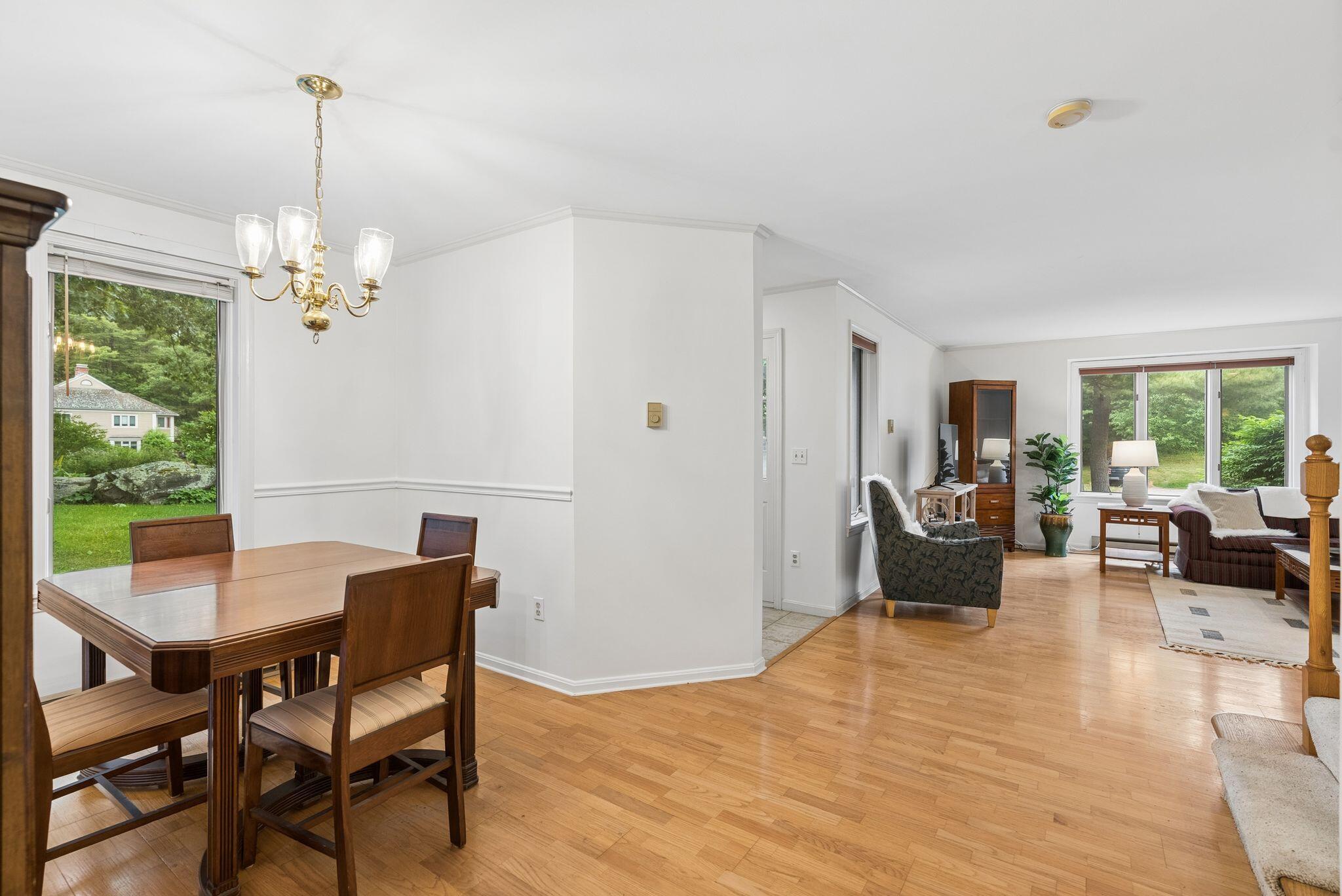 16 Stoneledge Drive 16
