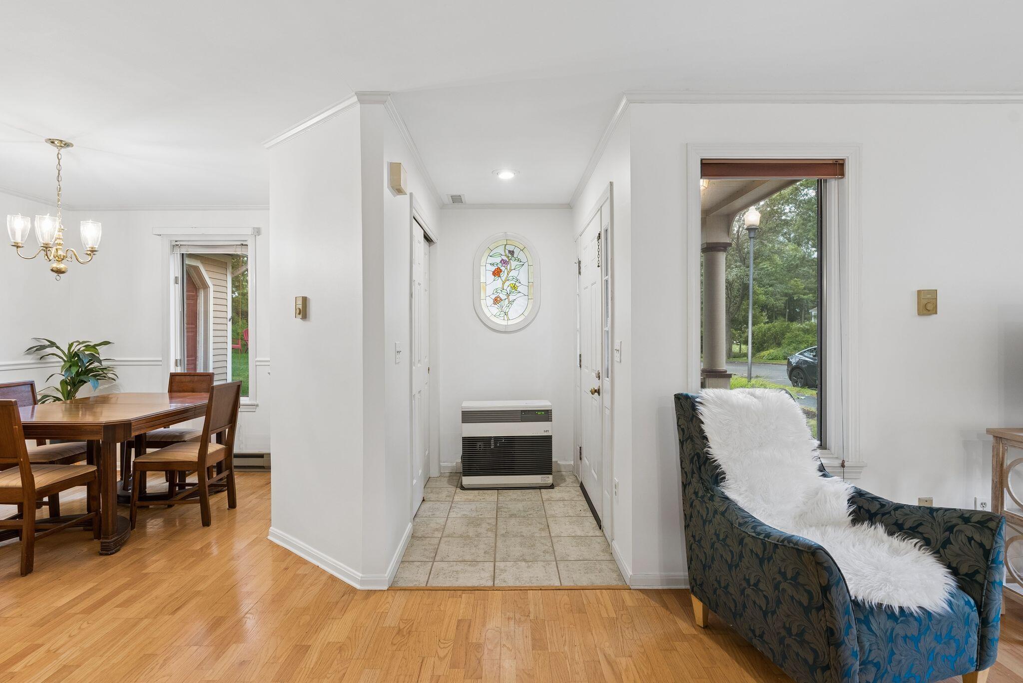 16 Stoneledge Drive 16