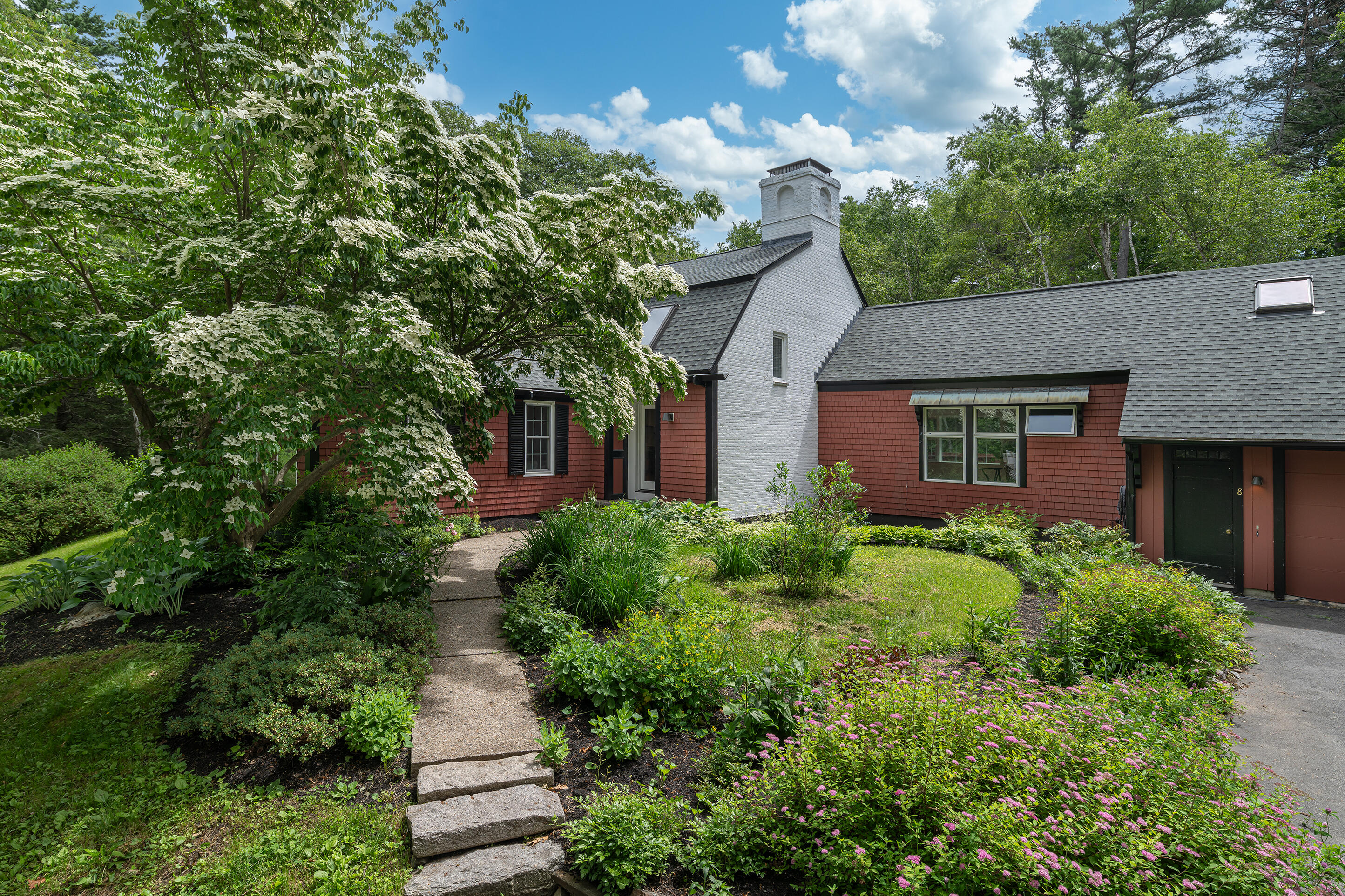 8 Fox Hill Road
