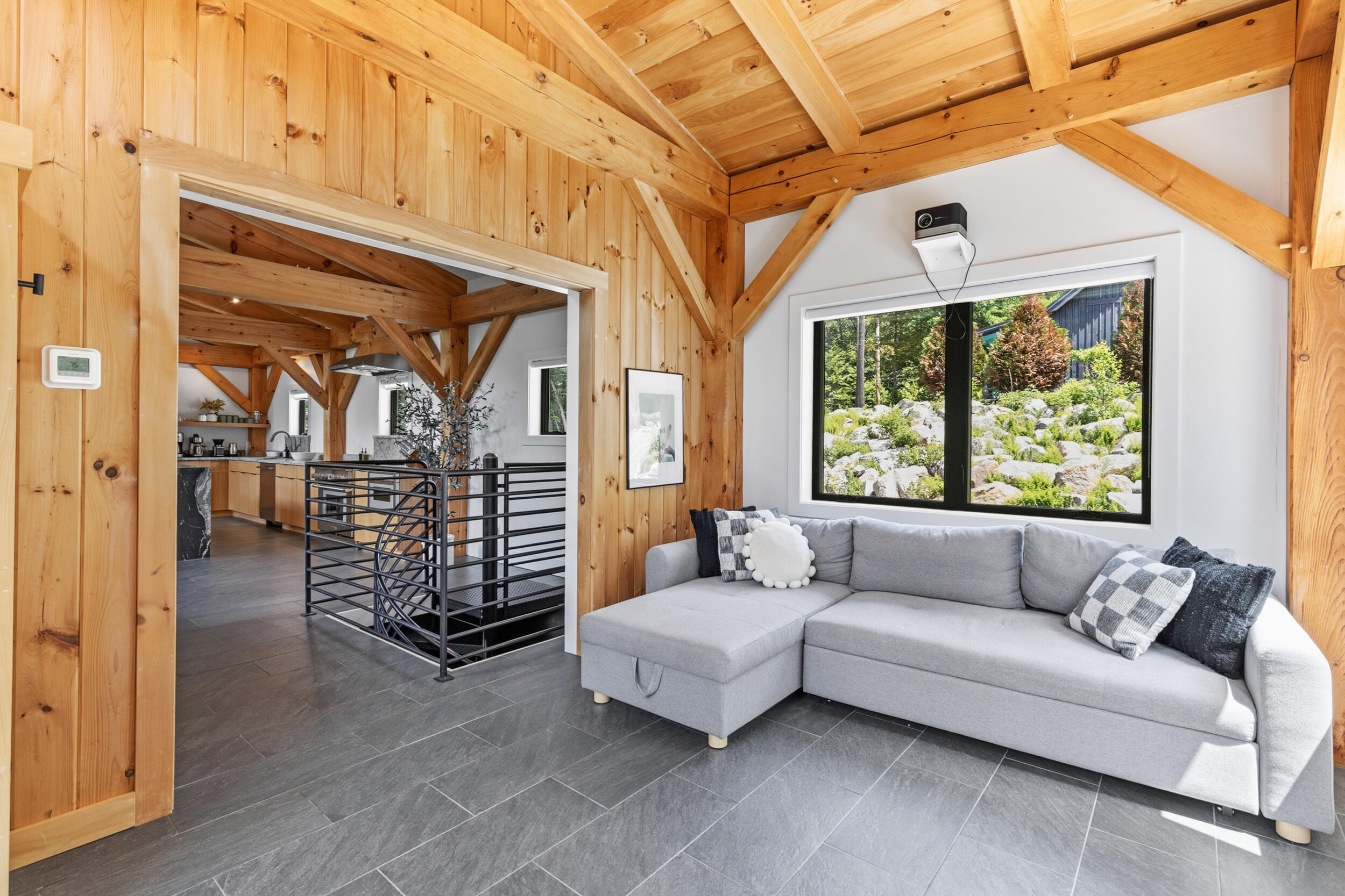 386 Lake House Road