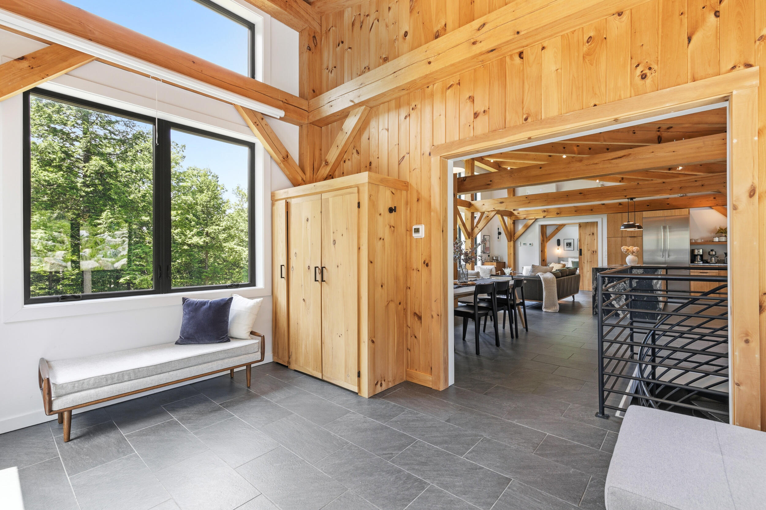 386 Lake House Road