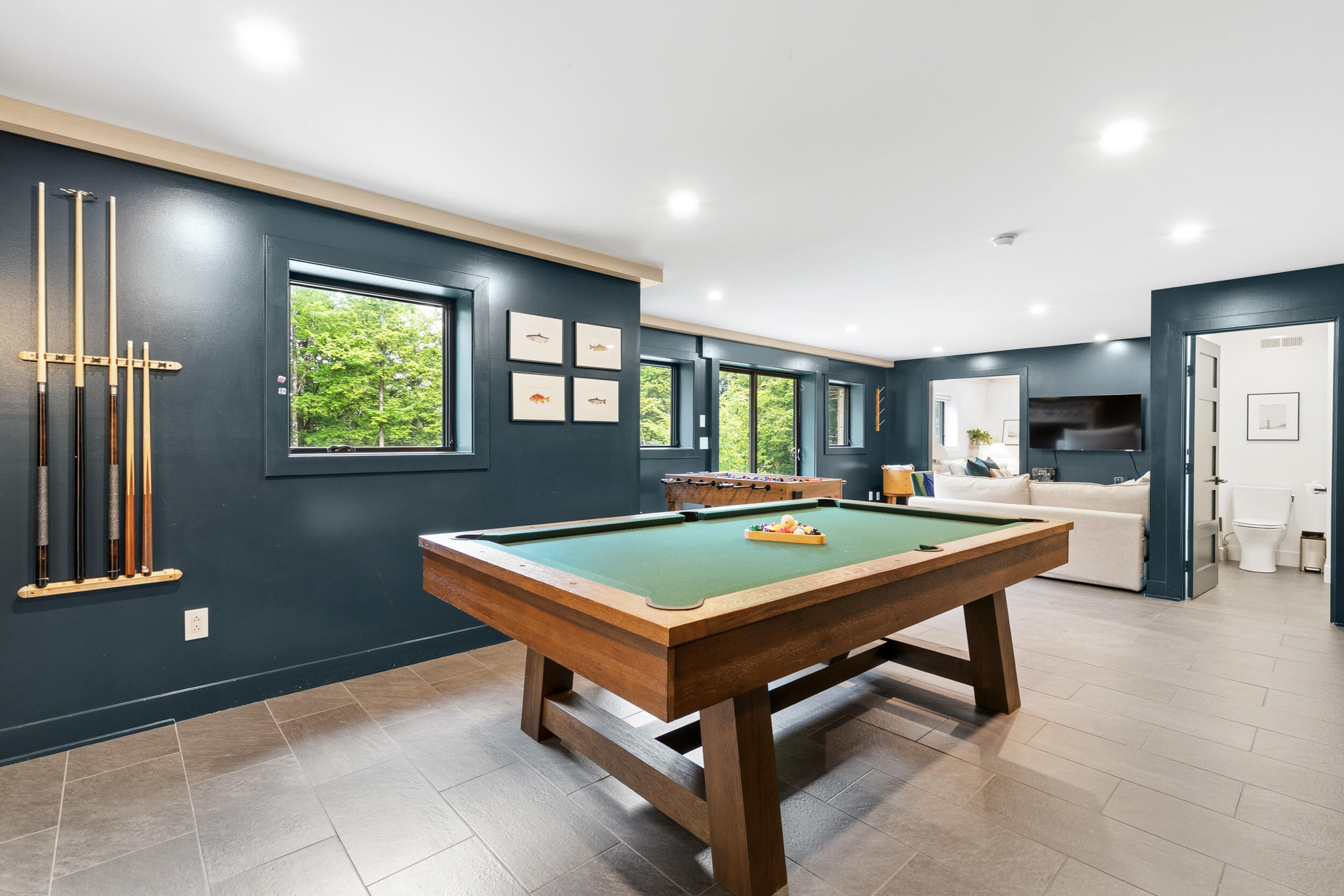 386 Lake House Road