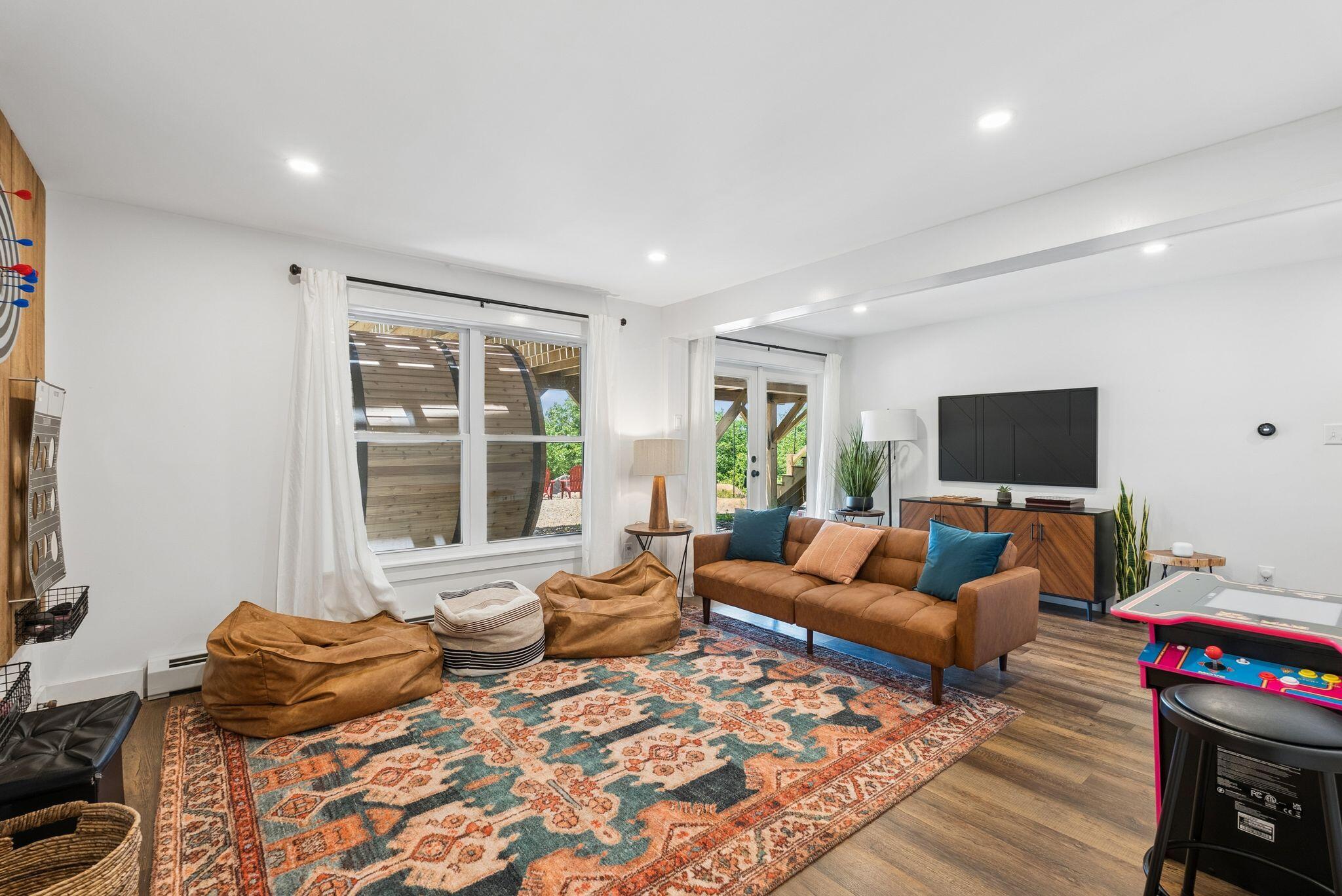 50 Hickory Drive