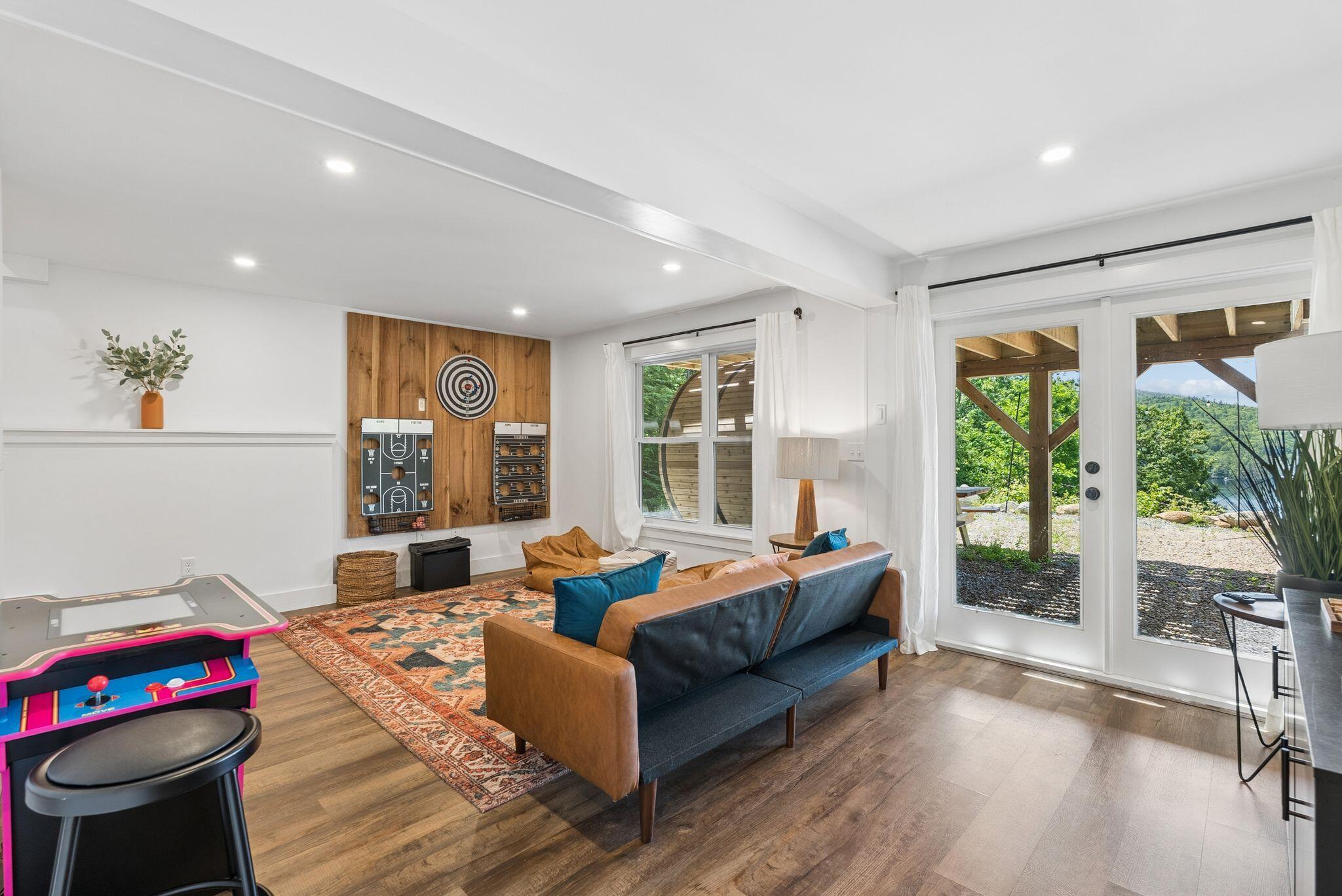 50 Hickory Drive