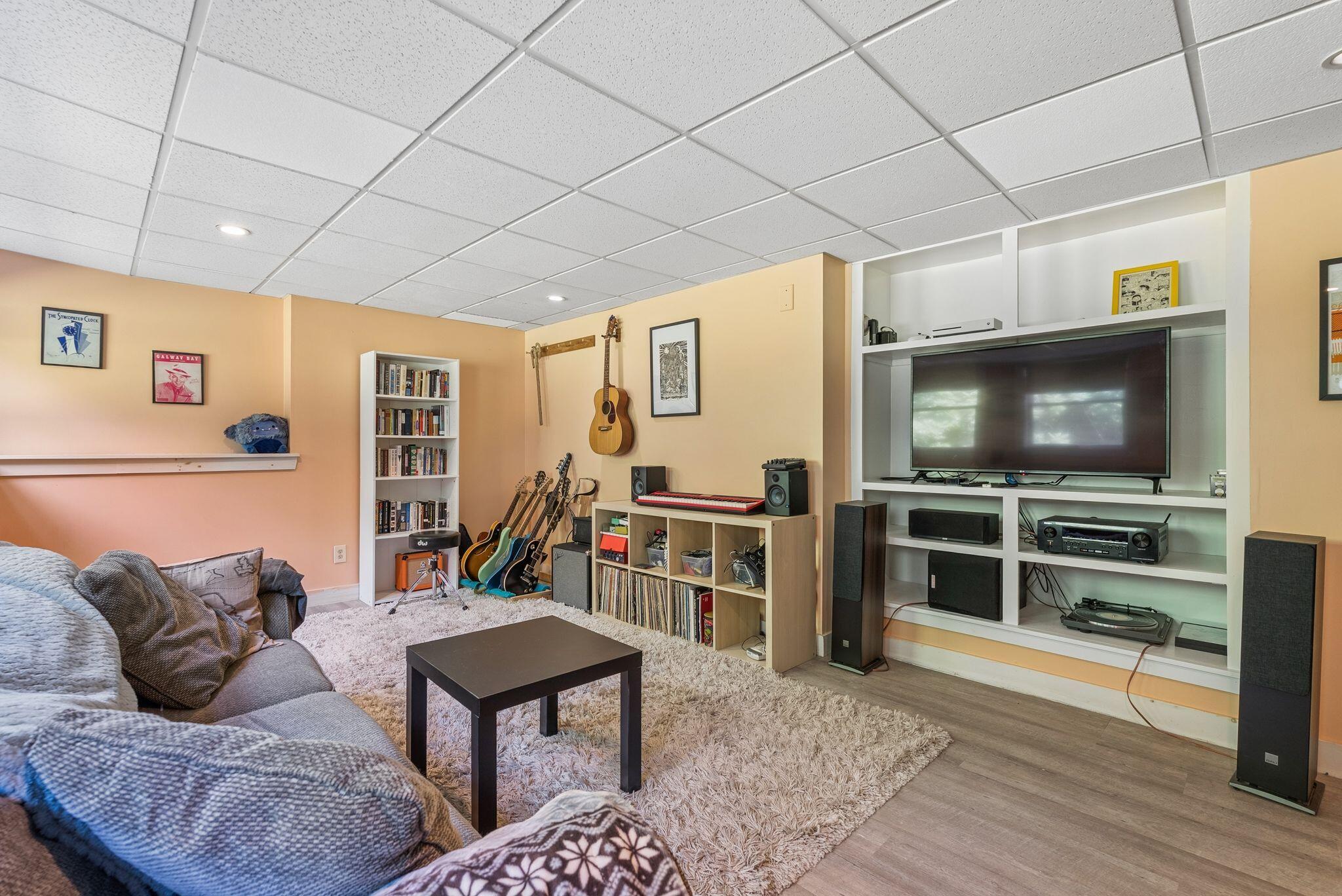 37 Rustic Way