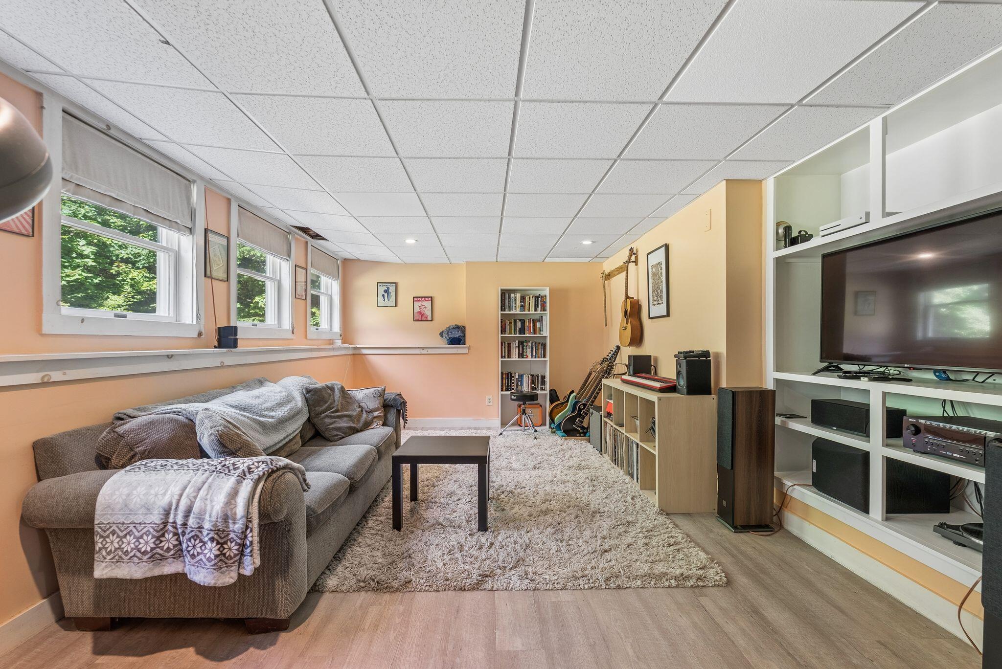37 Rustic Way