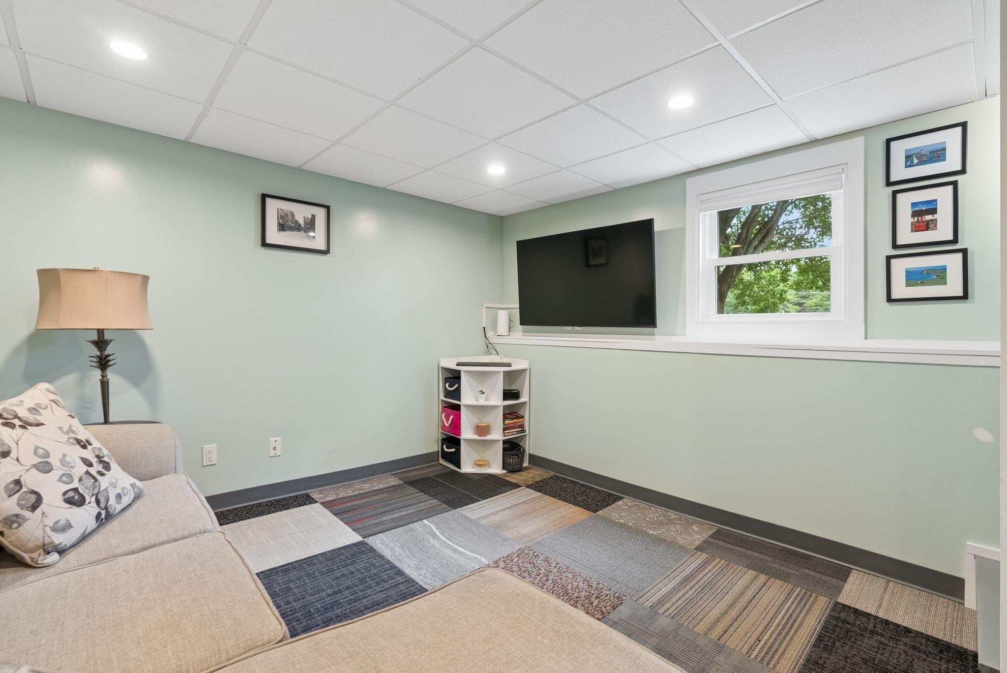 30 Melissa Drive