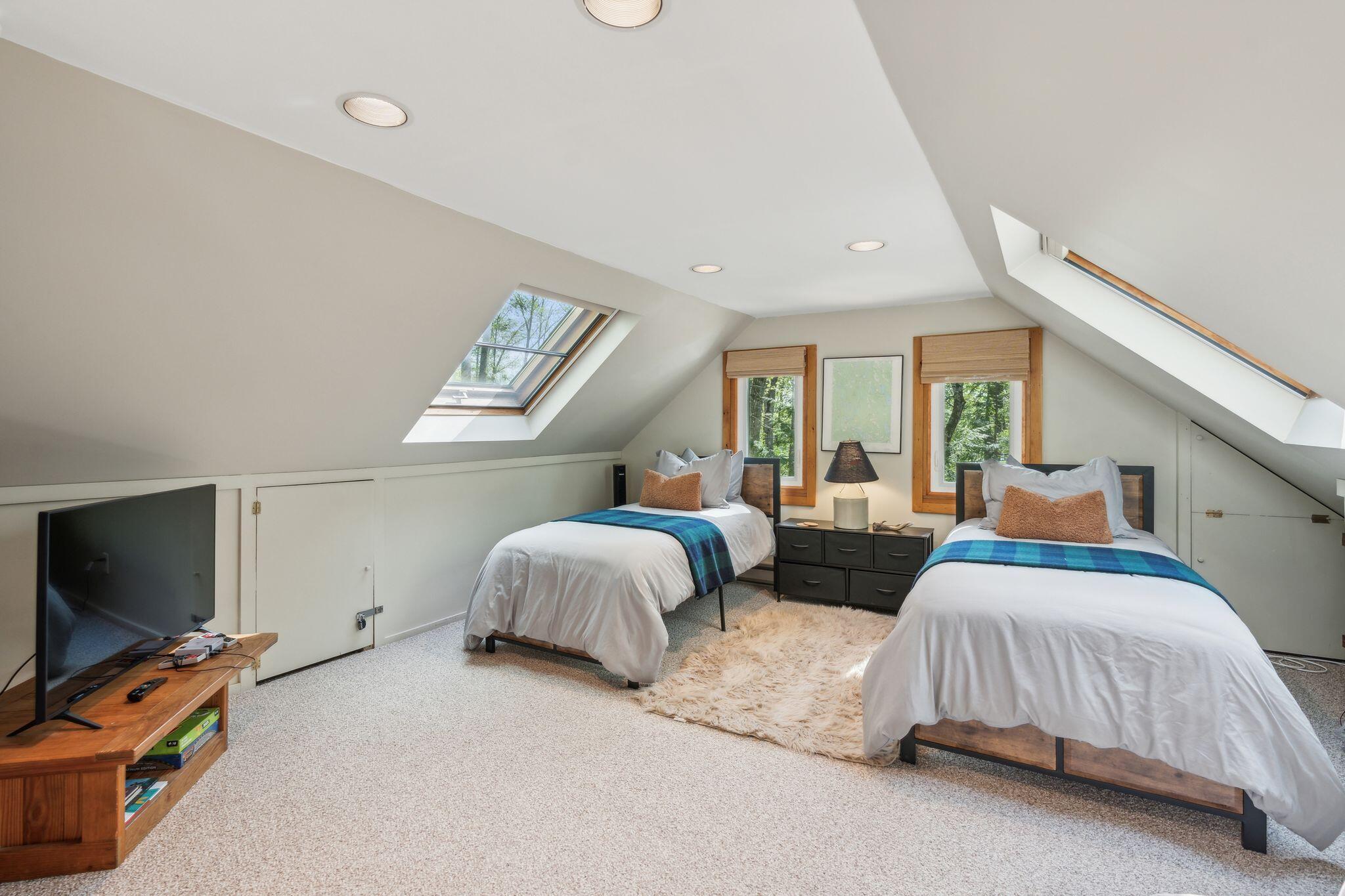 175 Mountain Road