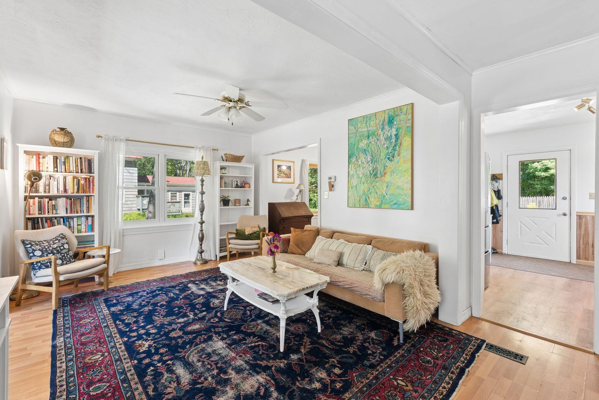 7 Edgewood Street