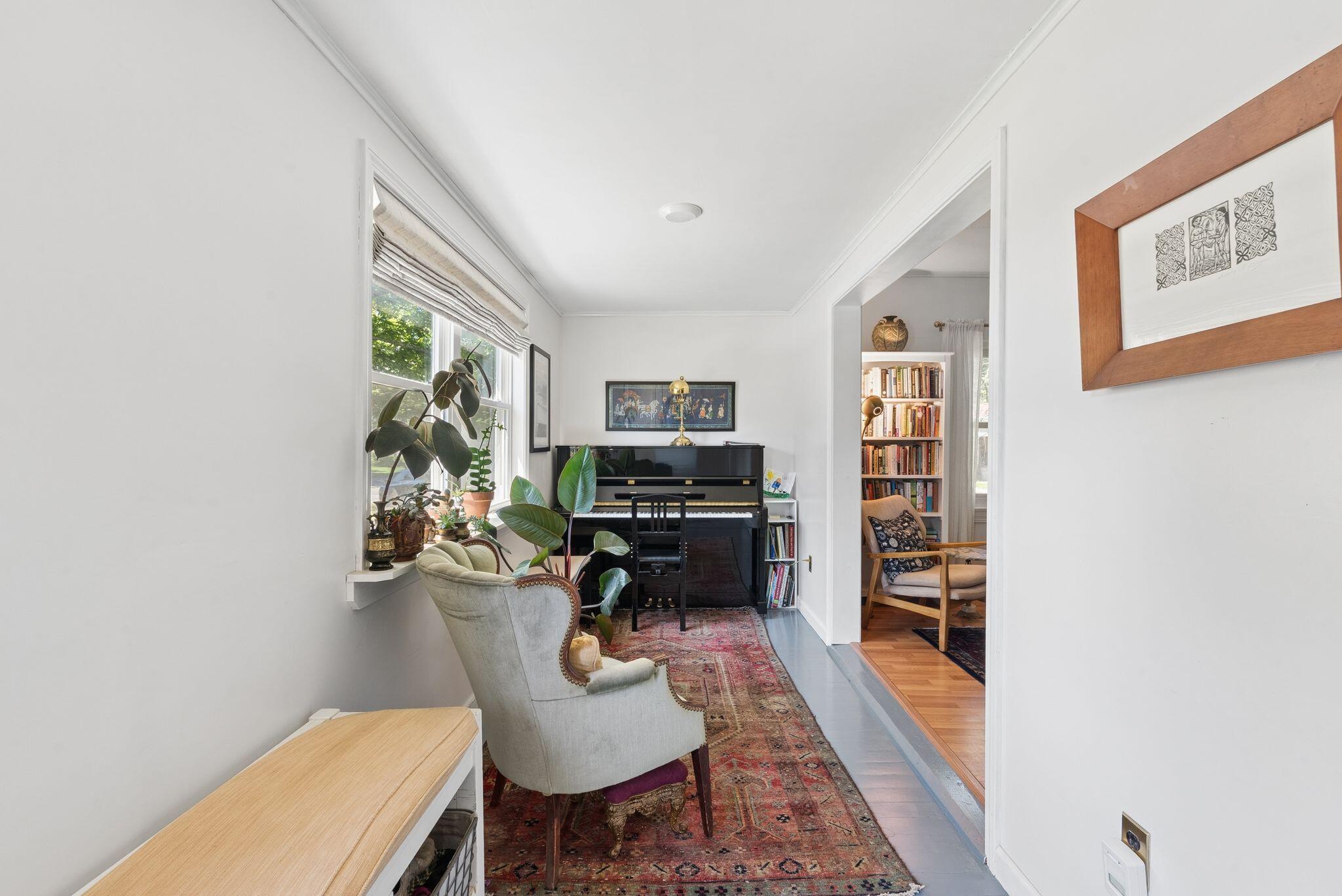 7 Edgewood Street