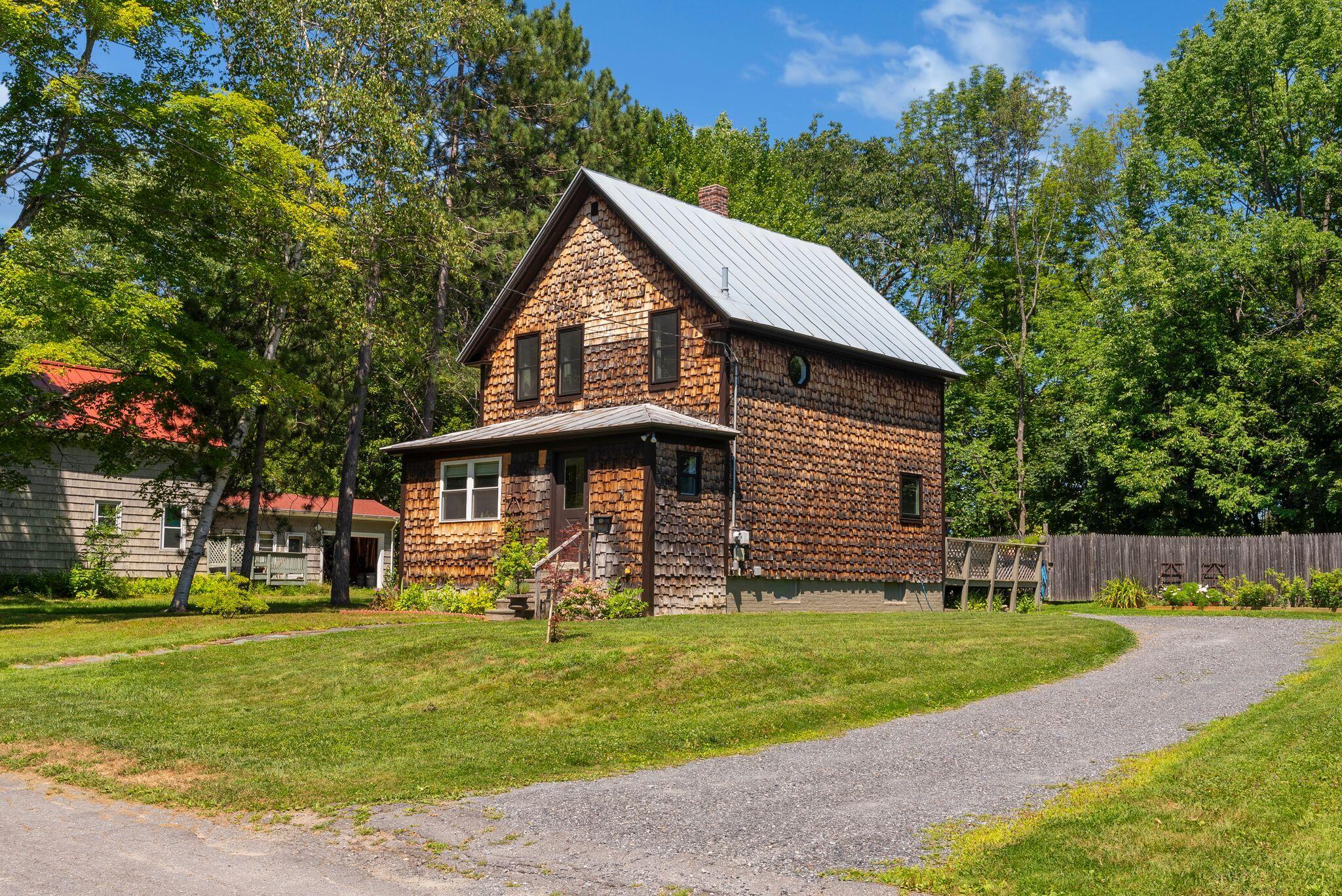 7 Edgewood Street