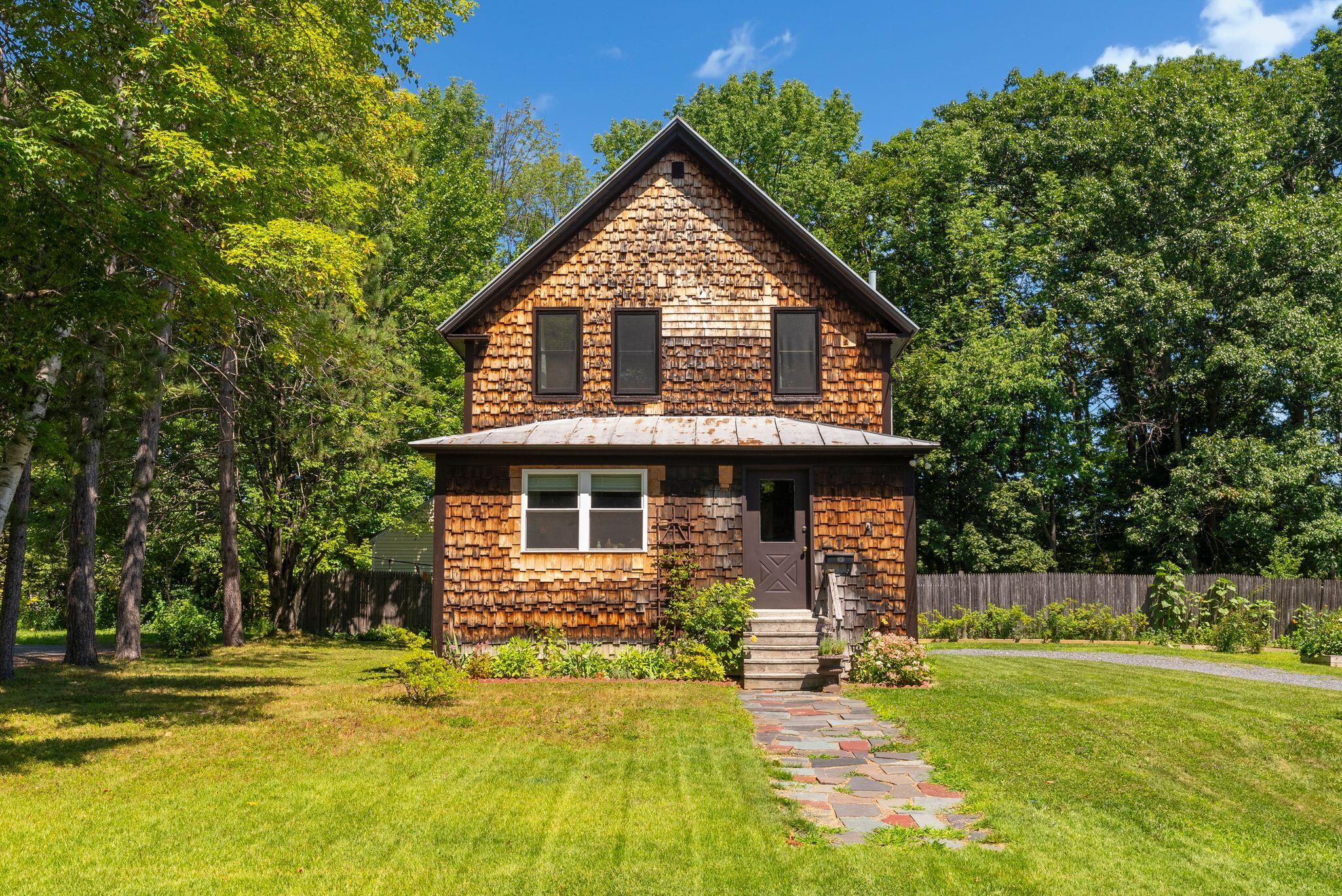 7 Edgewood Street