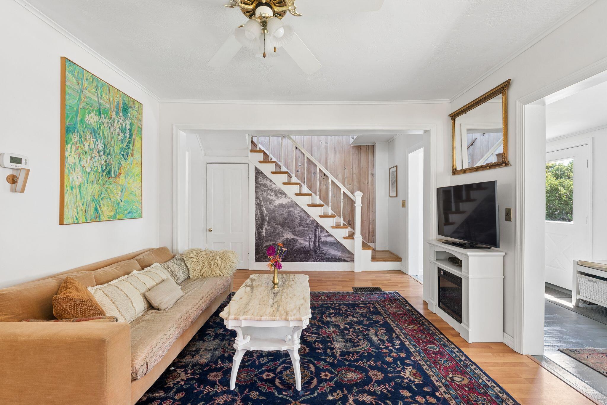 7 Edgewood Street