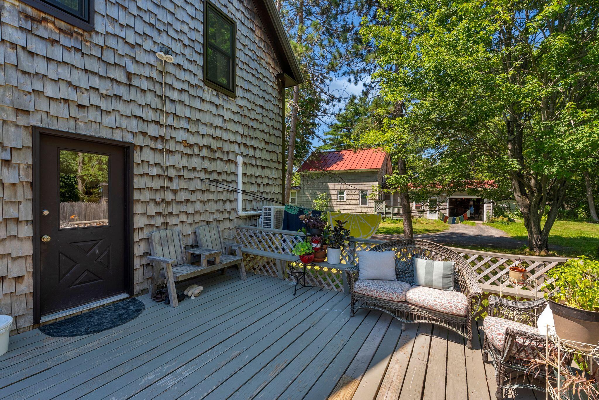 7 Edgewood Street
