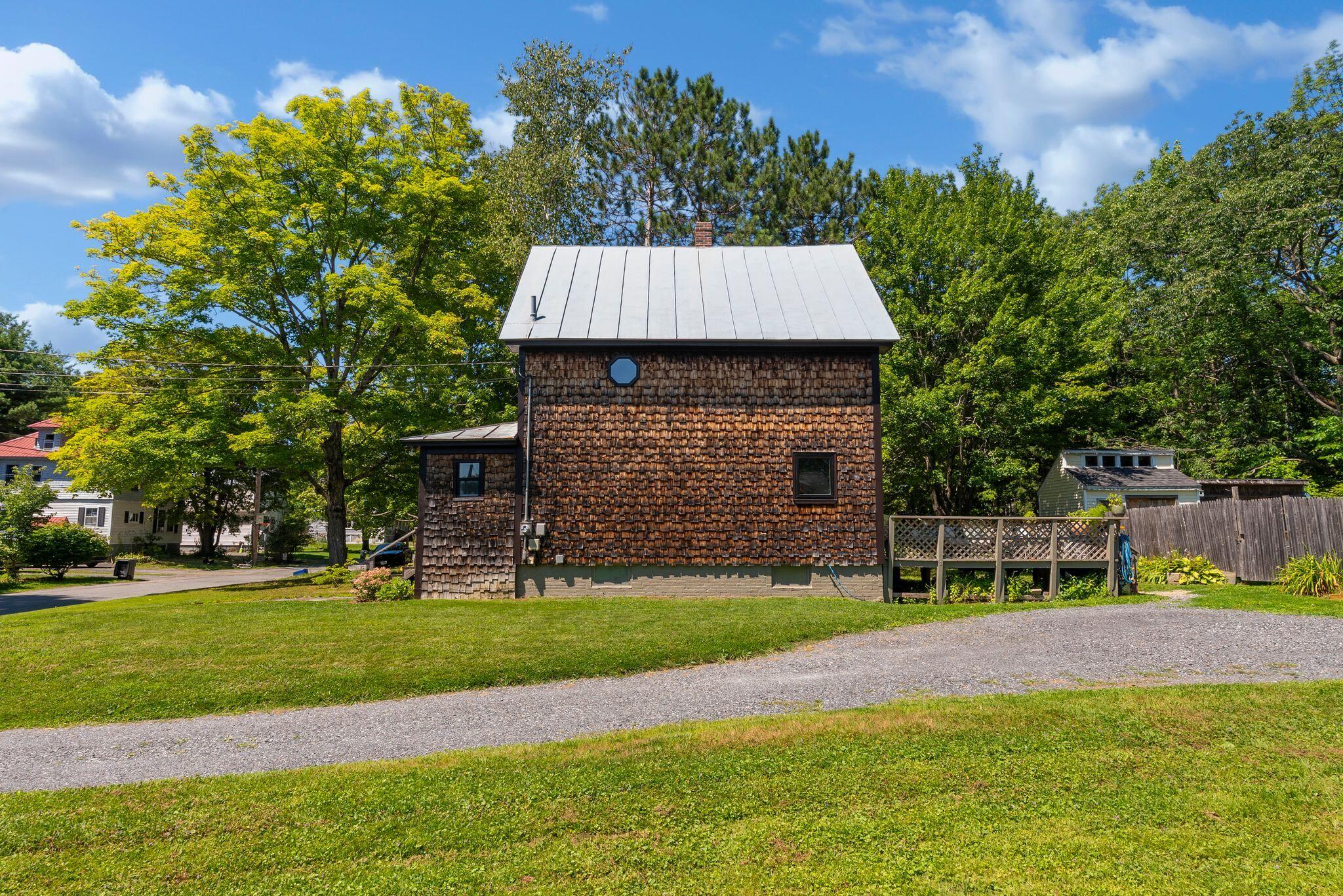 7 Edgewood Street