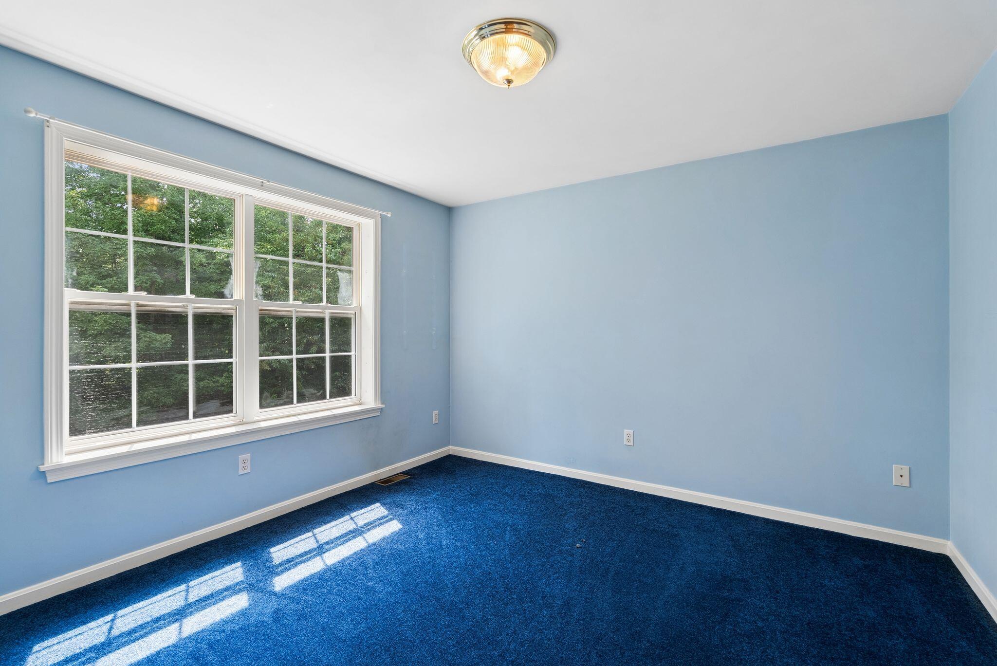 27 Hickory Drive