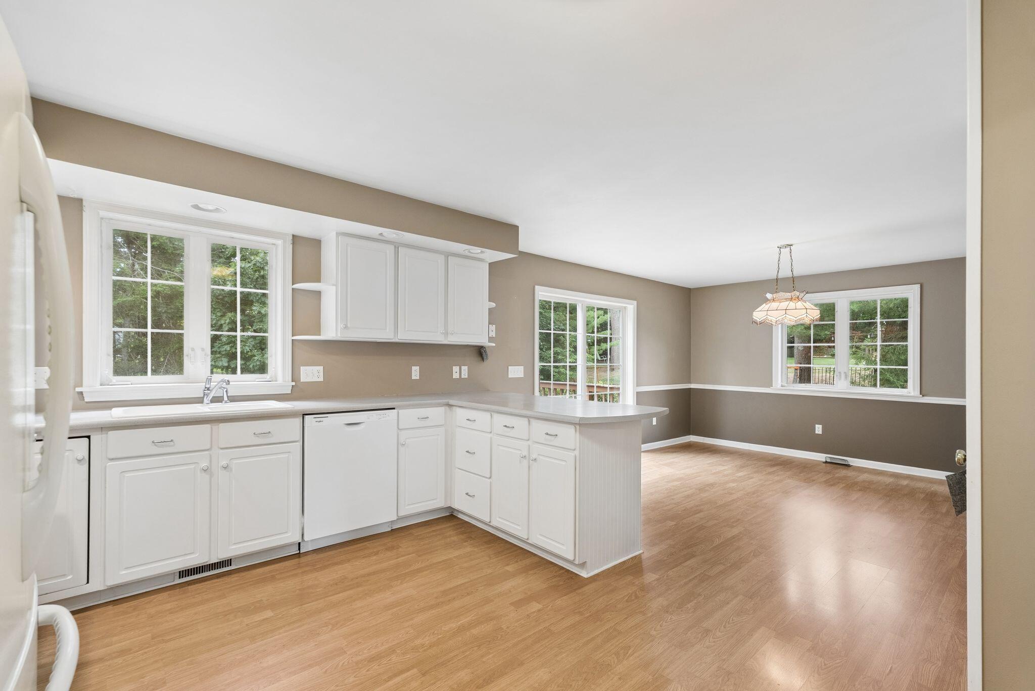 27 Hickory Drive
