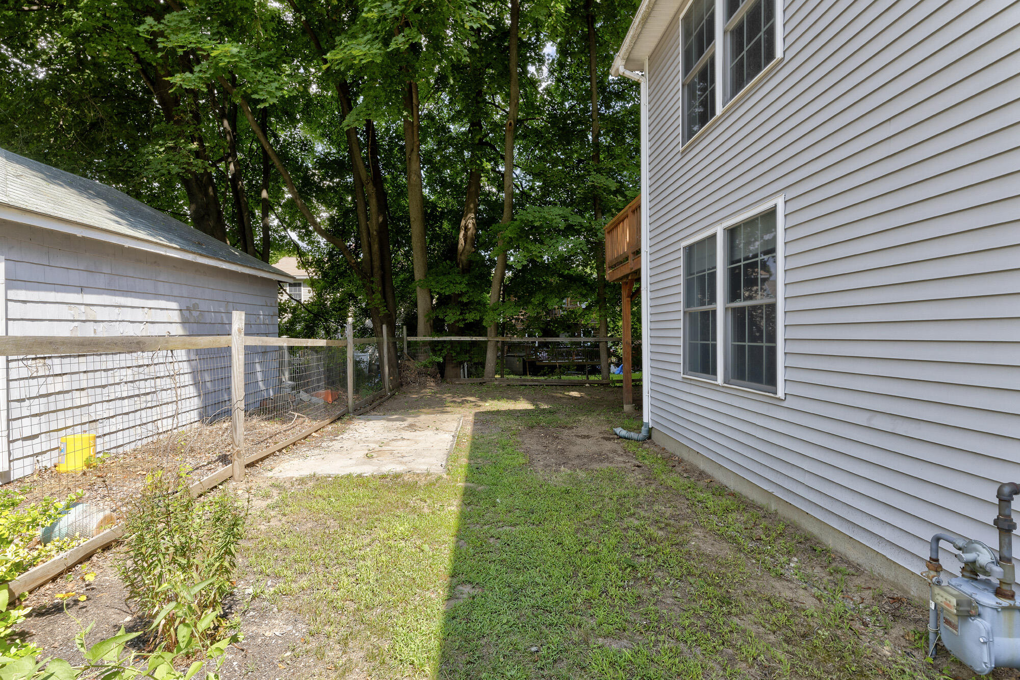 49 Oakdale Avenue