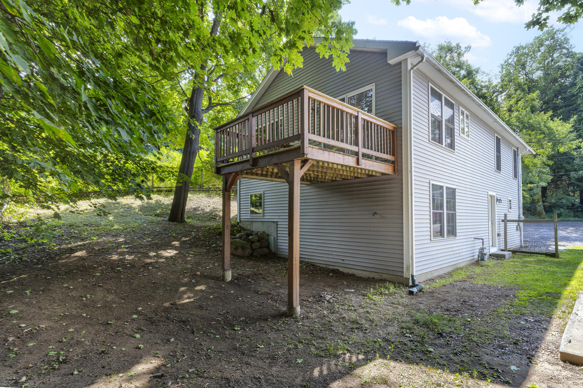 49 Oakdale Avenue