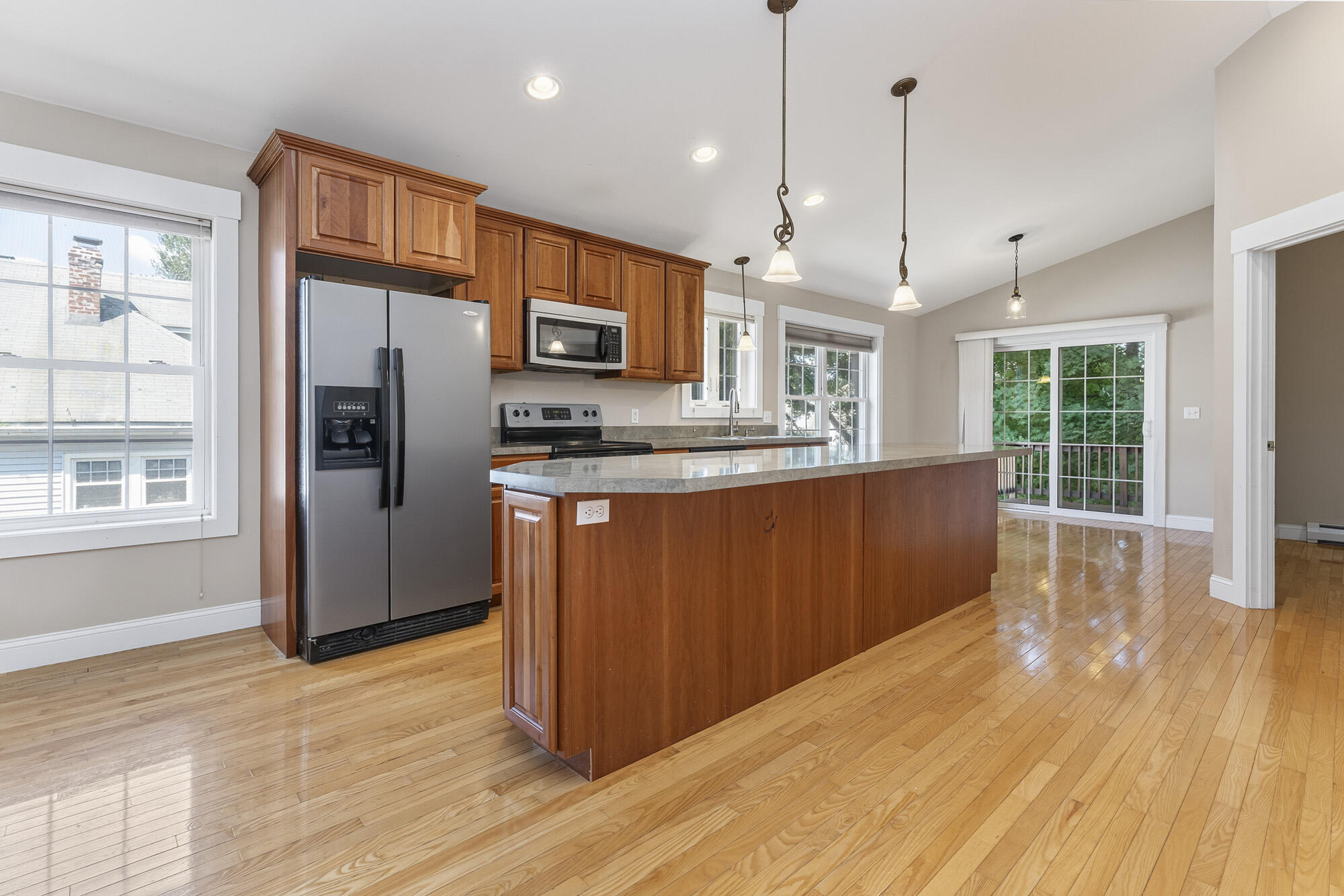 49 Oakdale Avenue