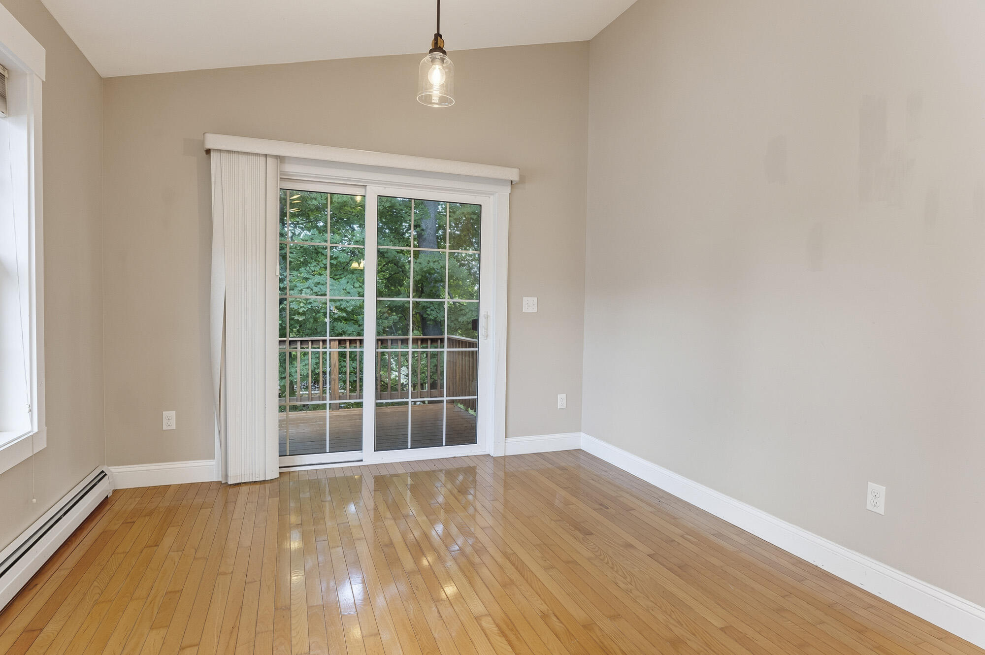 49 Oakdale Avenue