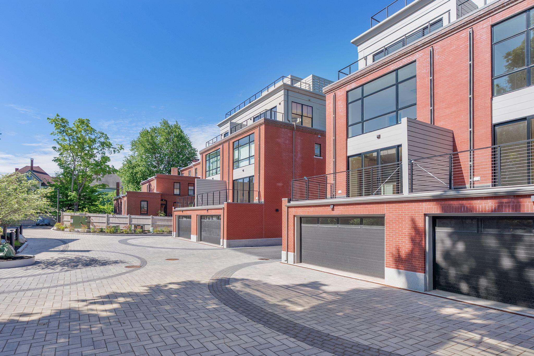 55 Carleton Street A