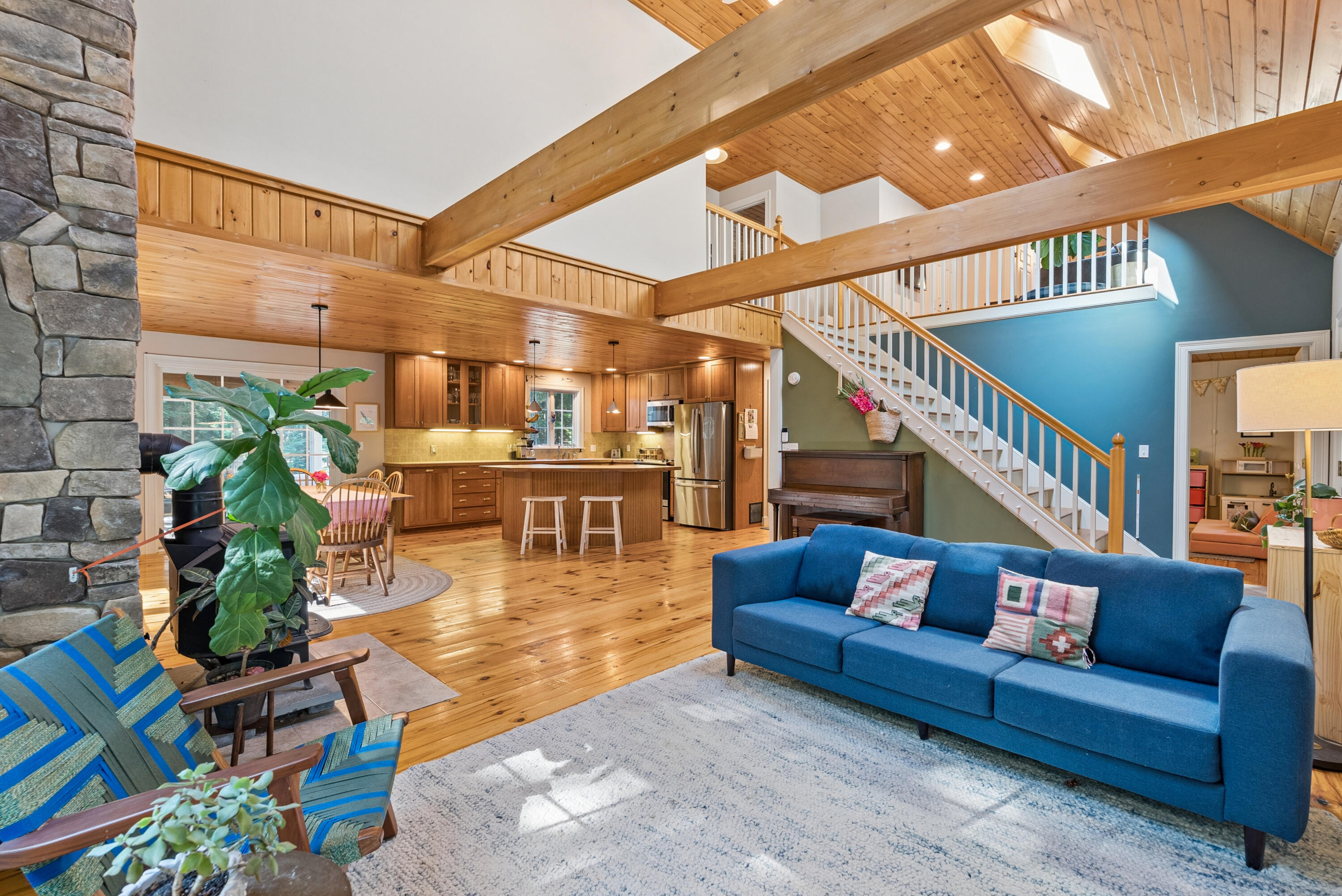 51 Holman Lane