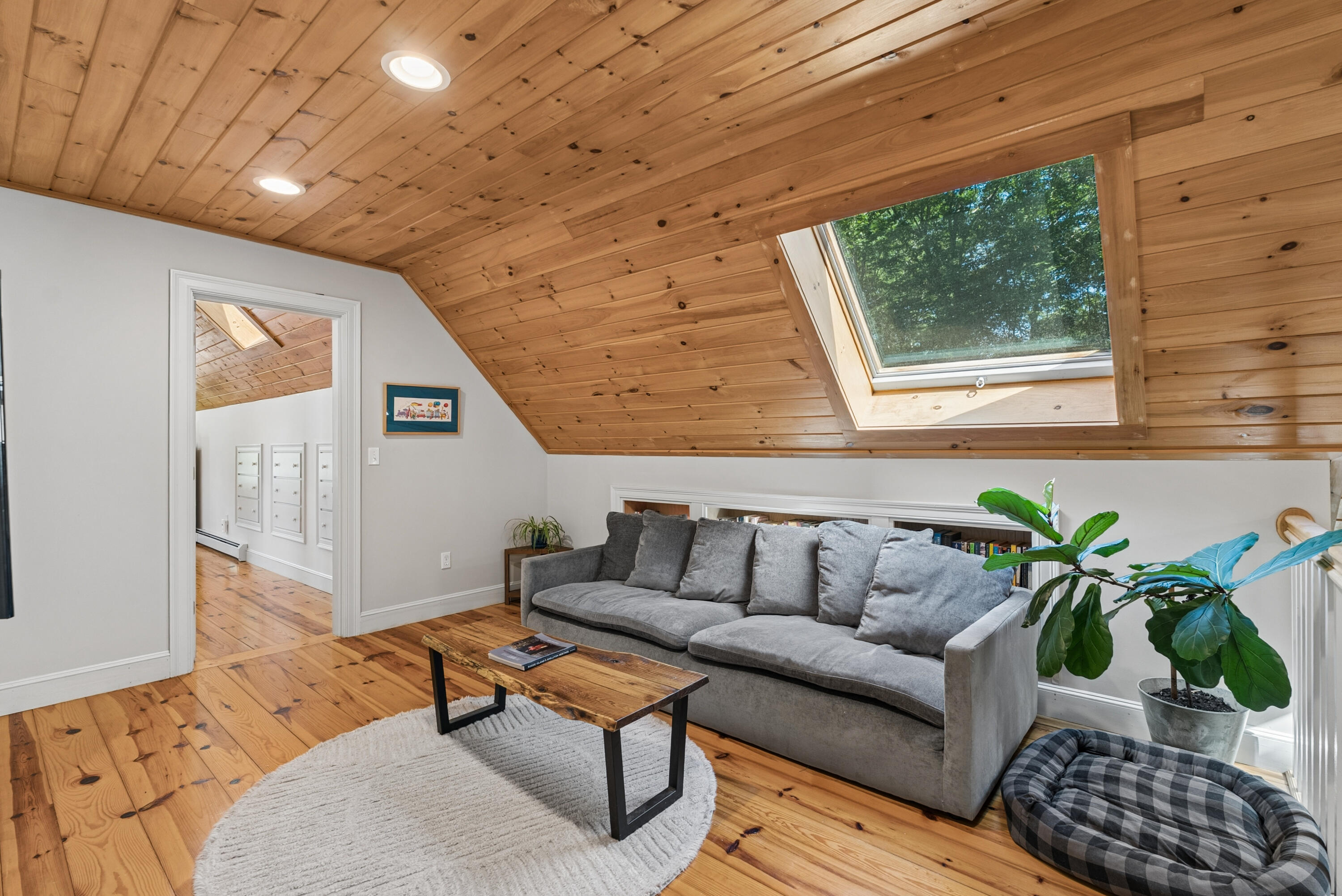 51 Holman Lane