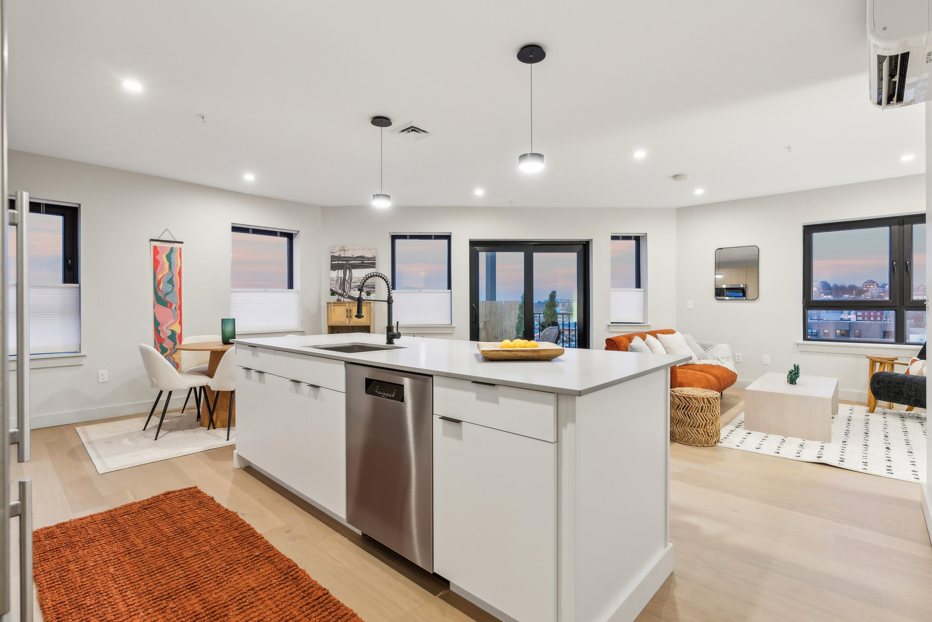 75 Chestnut Street 607