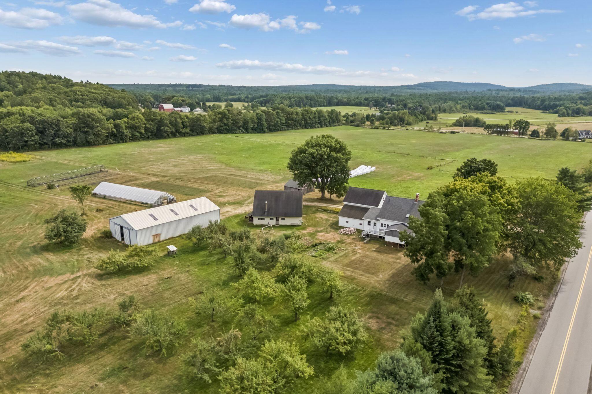 496 Davis Road