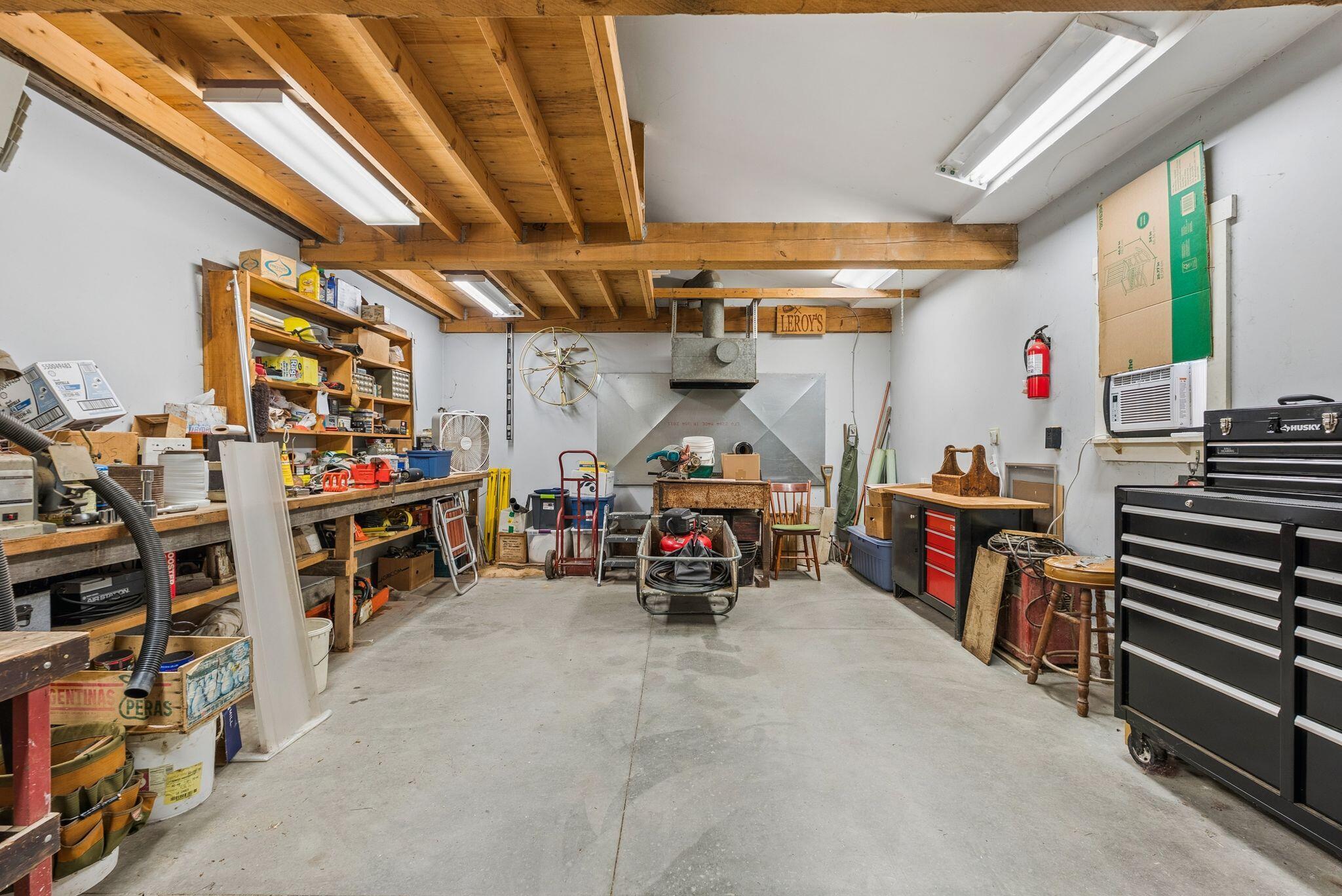 496 Davis Road